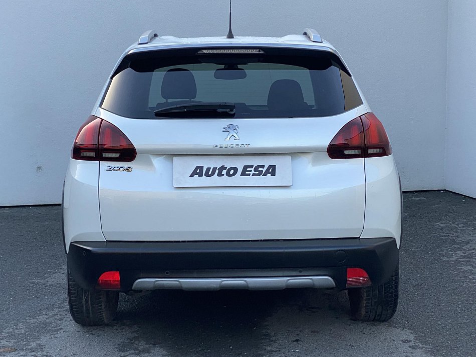 Peugeot 2008 1.2 PT Allure