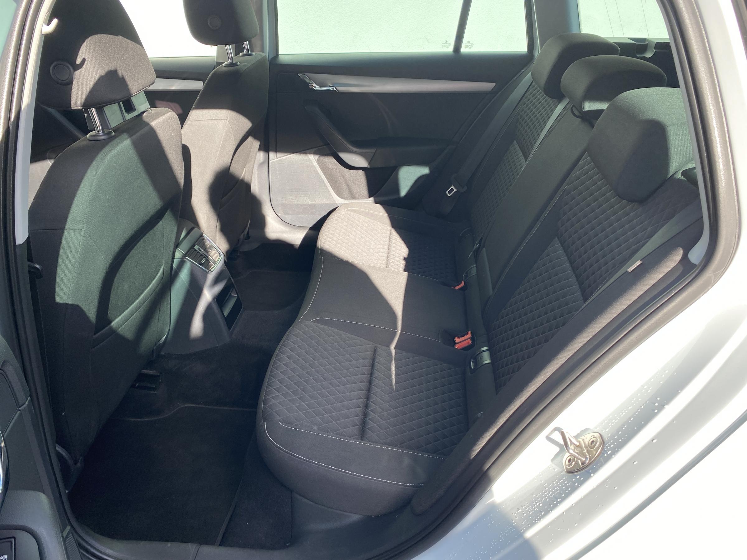 Škoda Octavia III, 2017 - pohled č. 10