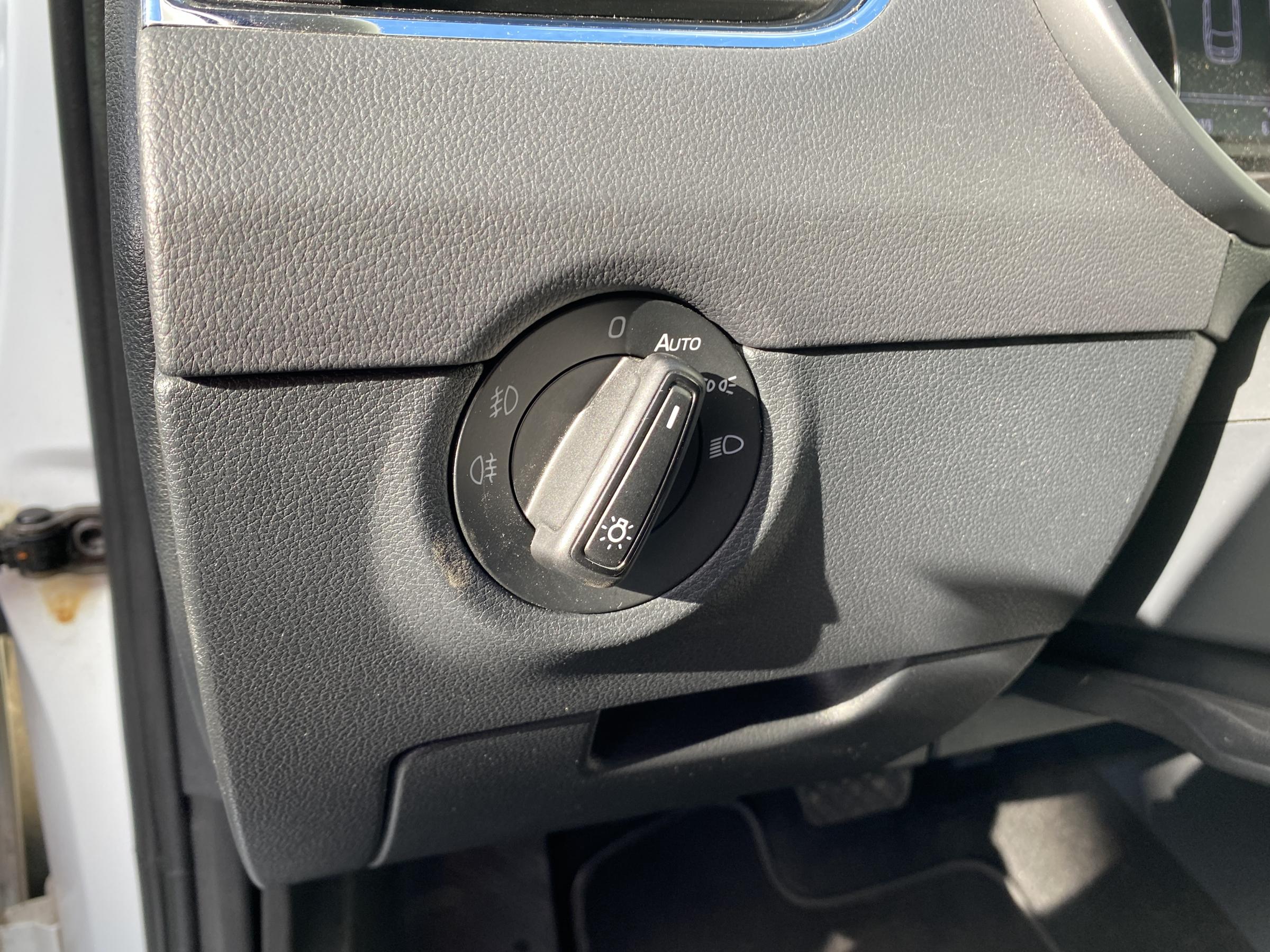 Škoda Octavia III, 2017 - pohled č. 15