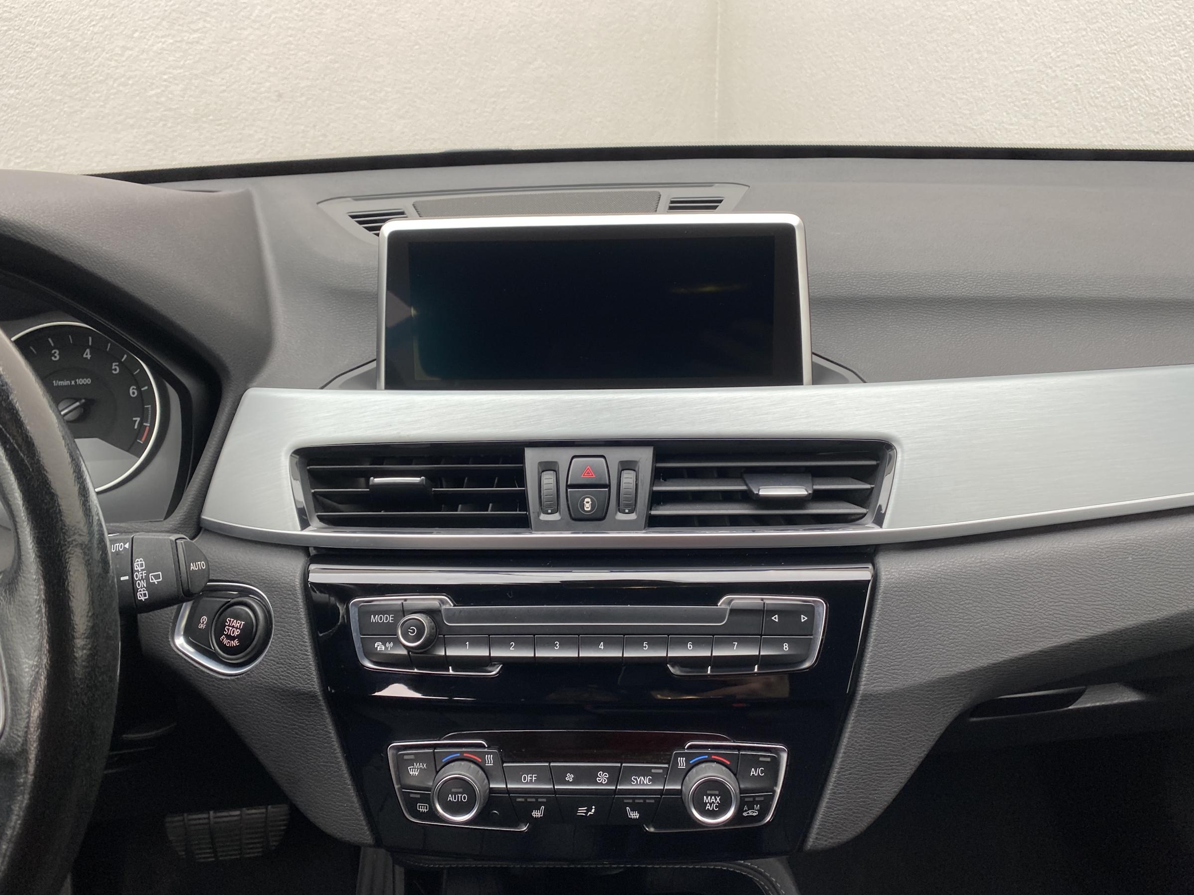 BMW X1, 2017 - pohled č. 12