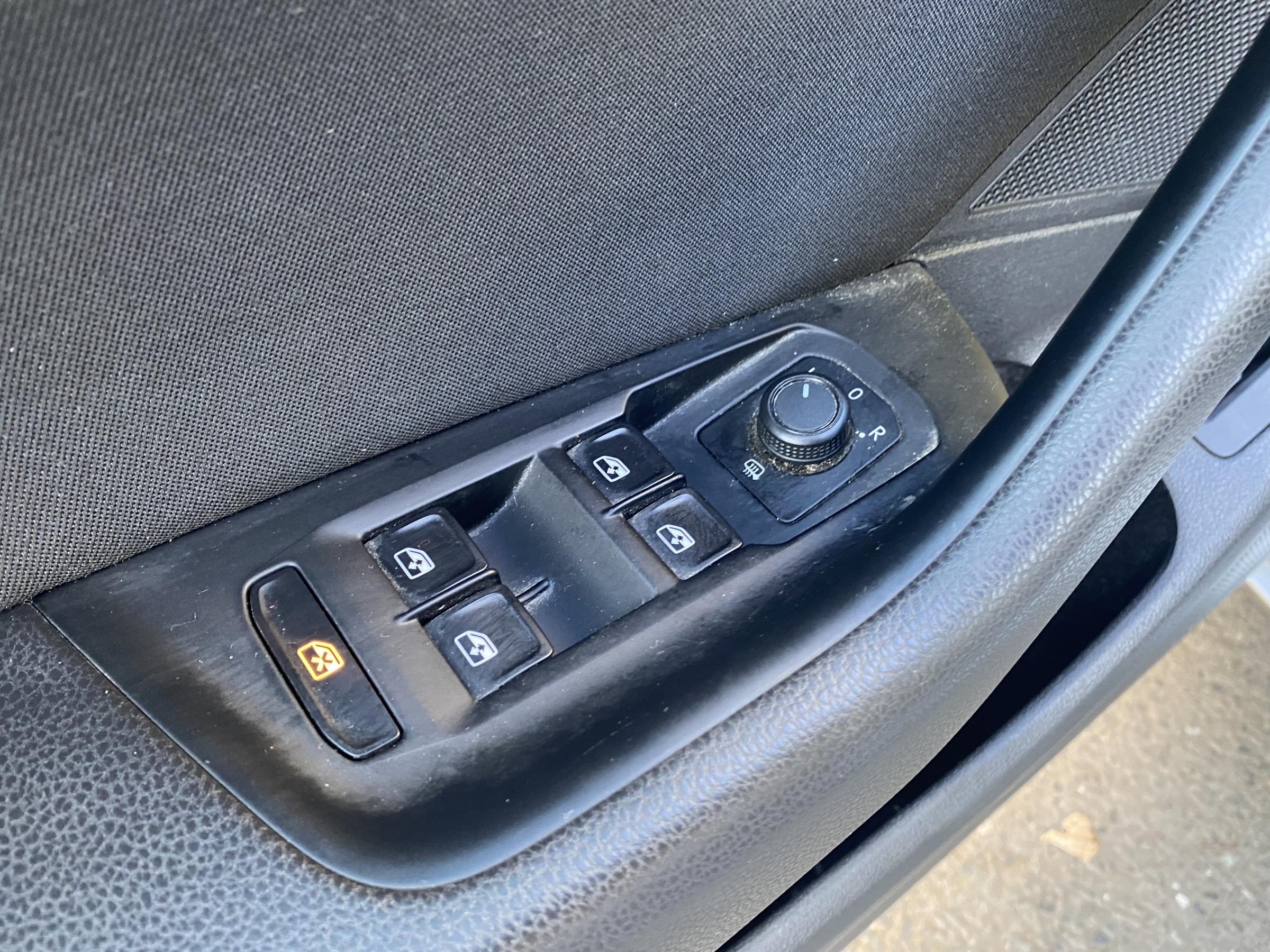 Volkswagen Passat, 2016 - pohled č. 13