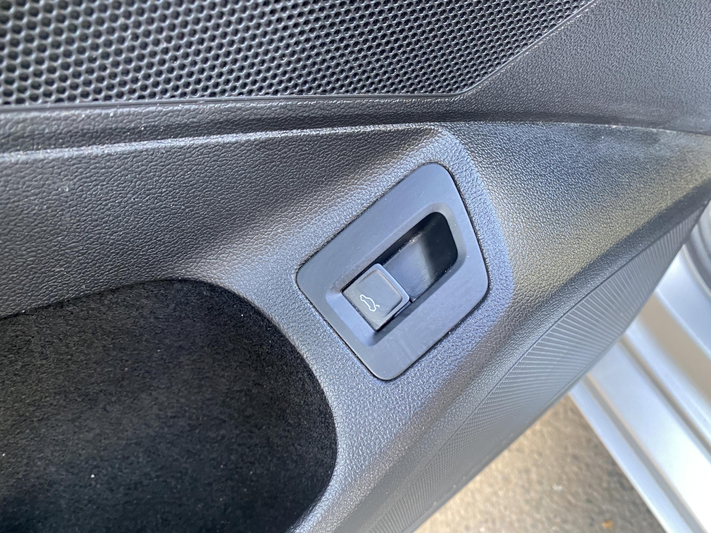 Volkswagen Passat, 2016 - pohled č. 14