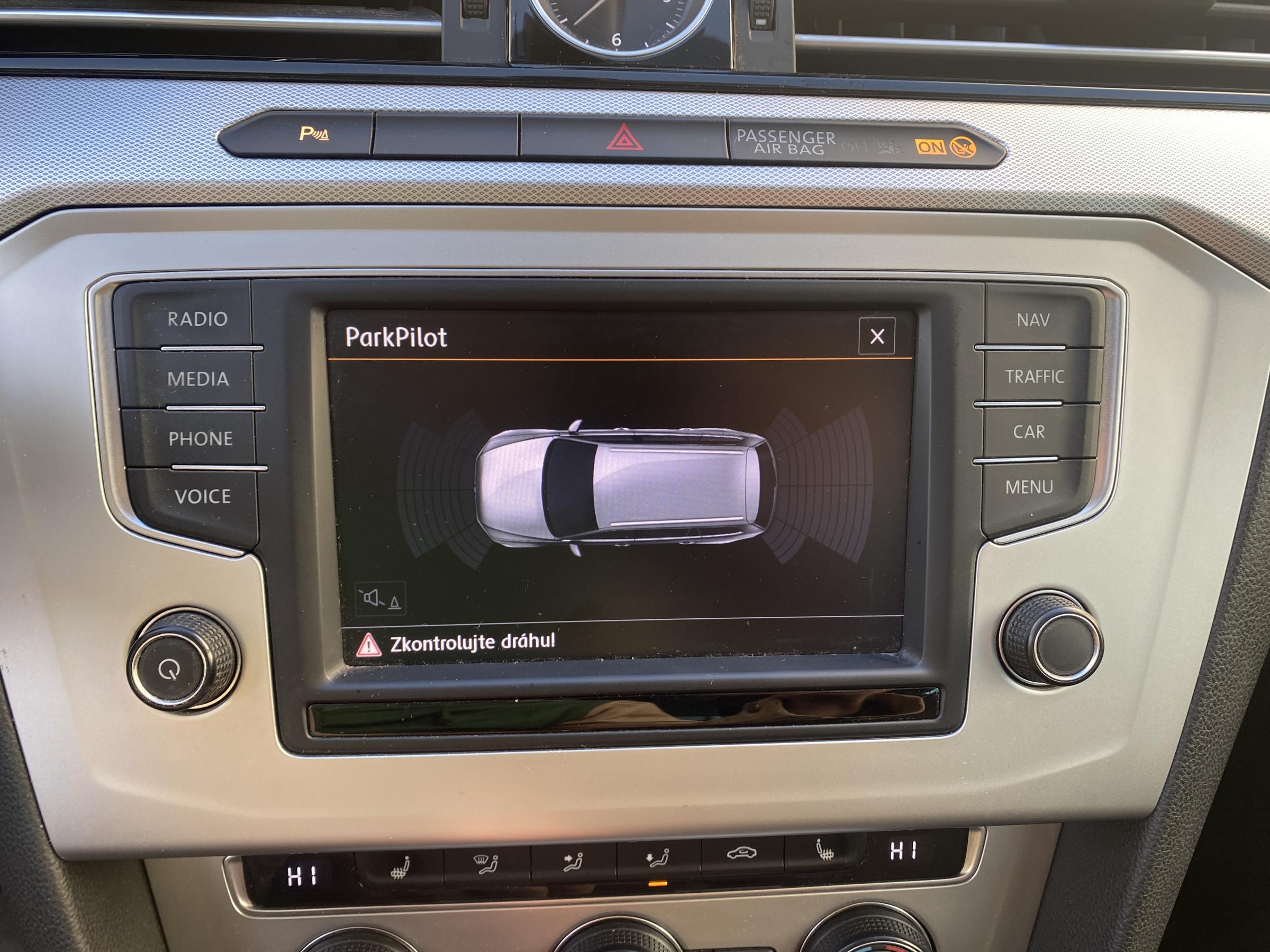 Volkswagen Passat, 2016 - pohled č. 18