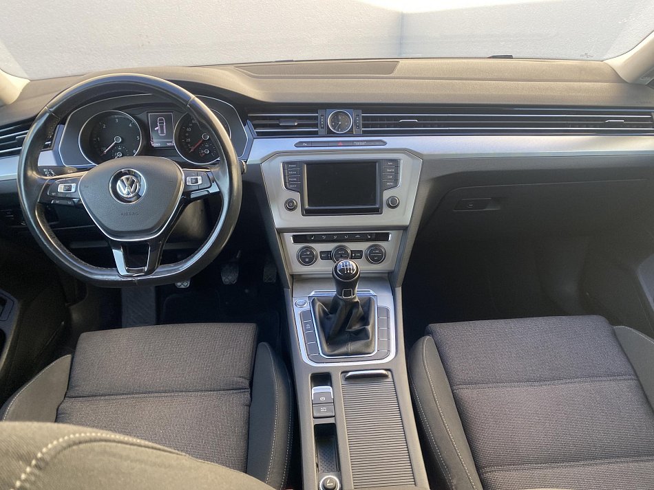 Volkswagen Passat 2.0 TDi Comfortline