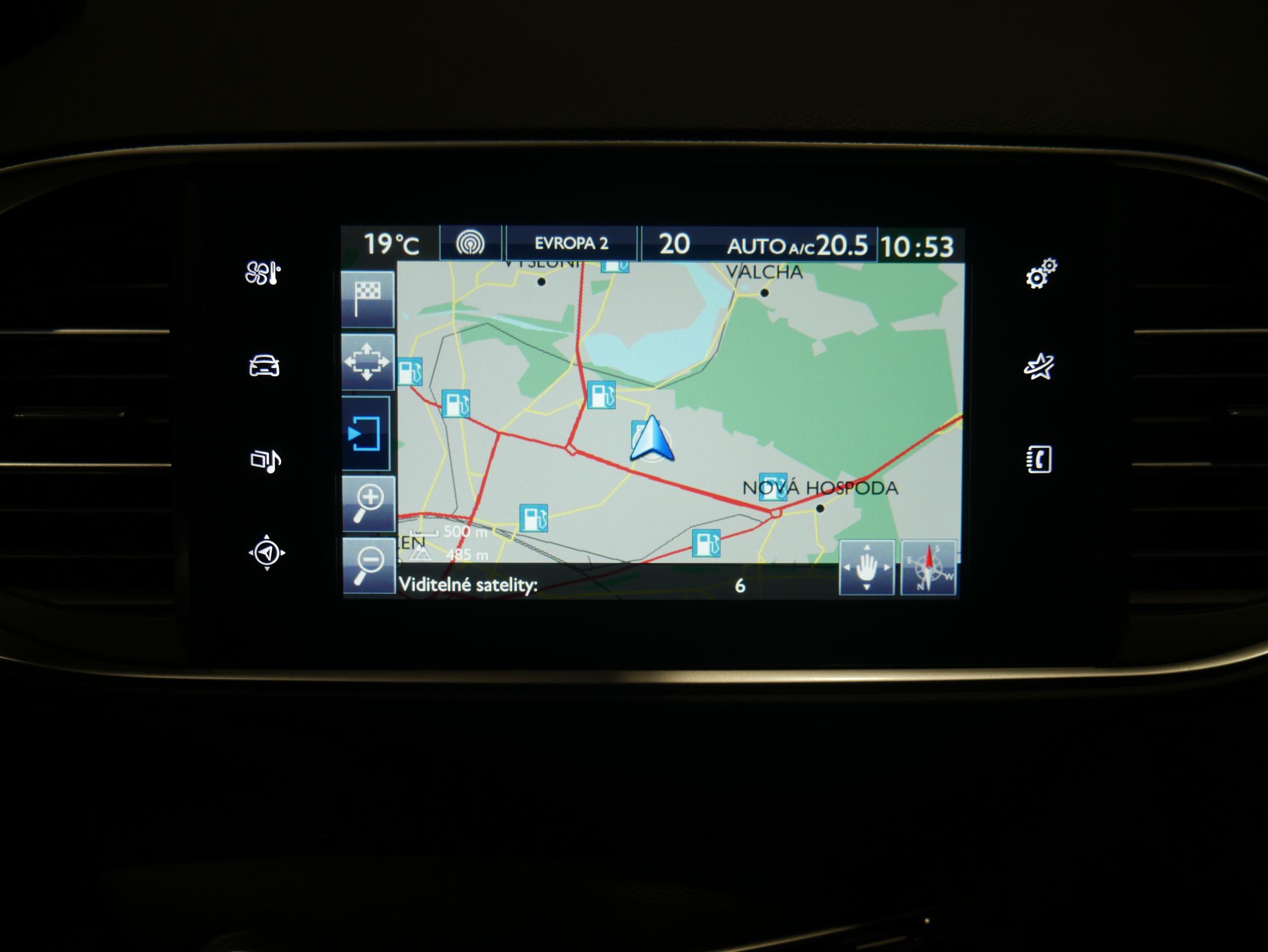 Peugeot 308, 2016 - pohled č. 13