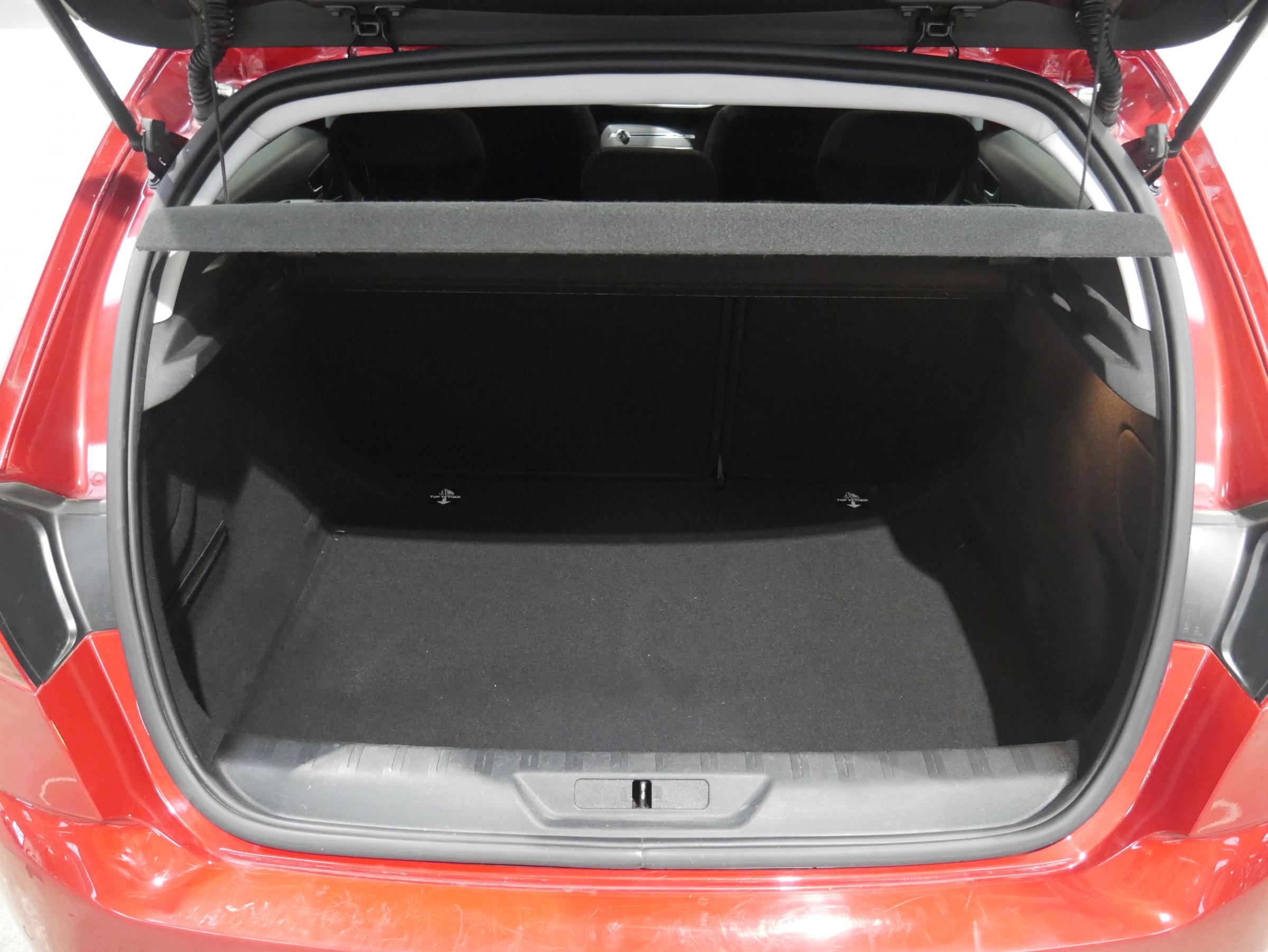 Peugeot 308, 2016 - pohled č. 7