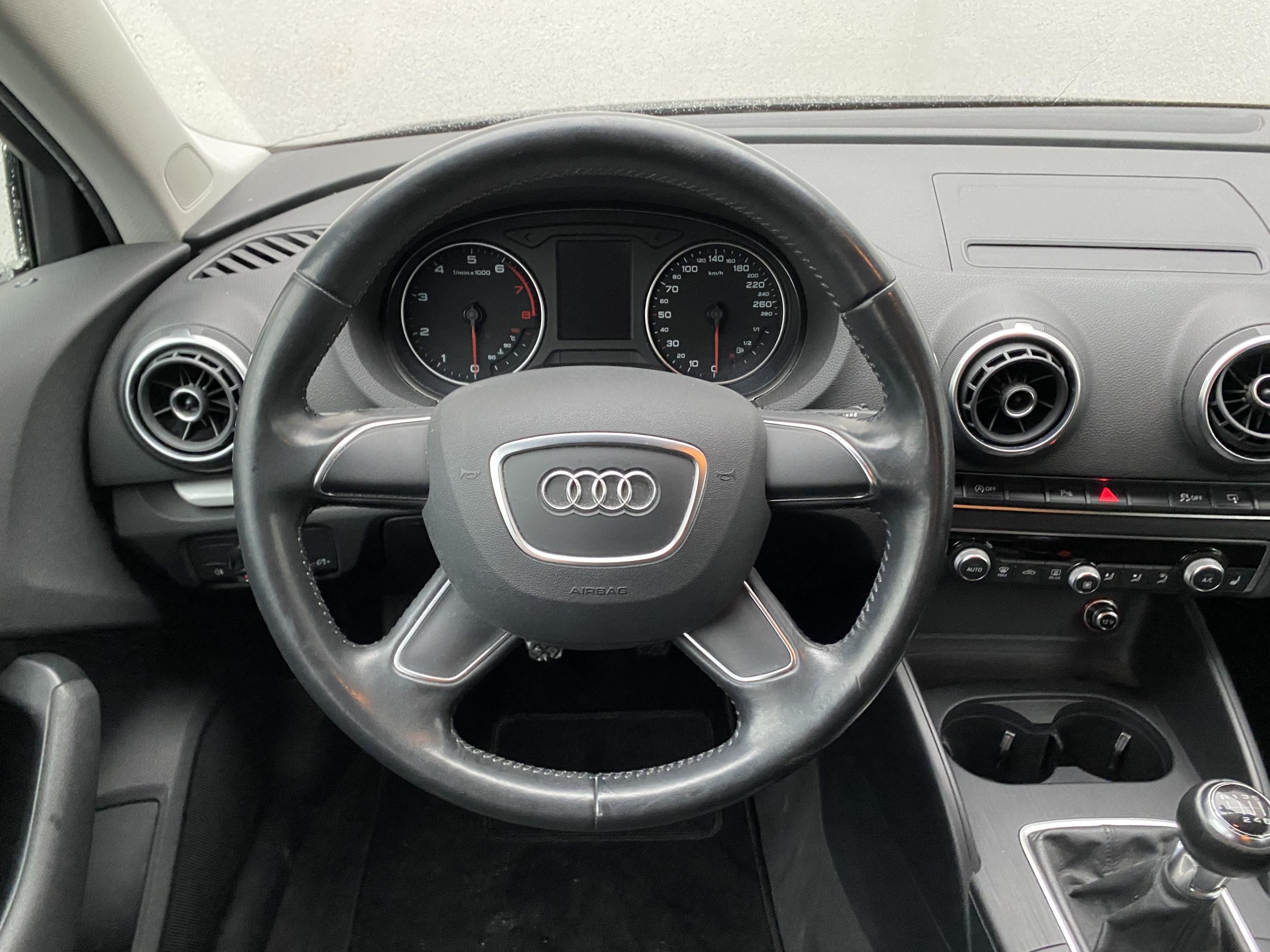 Audi A3, 2014 - pohled č. 12