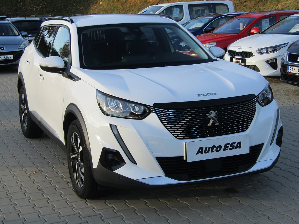 Peugeot 2008 1.2PT 