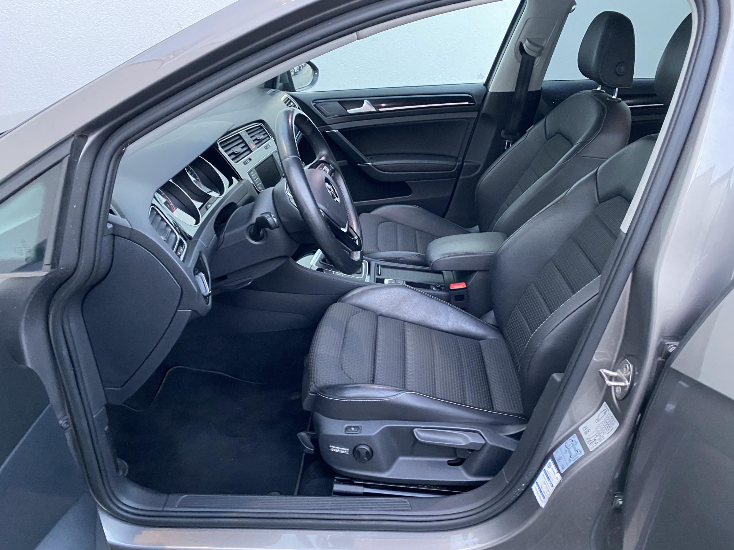 Volkswagen Golf, 2016 - pohled č. 9