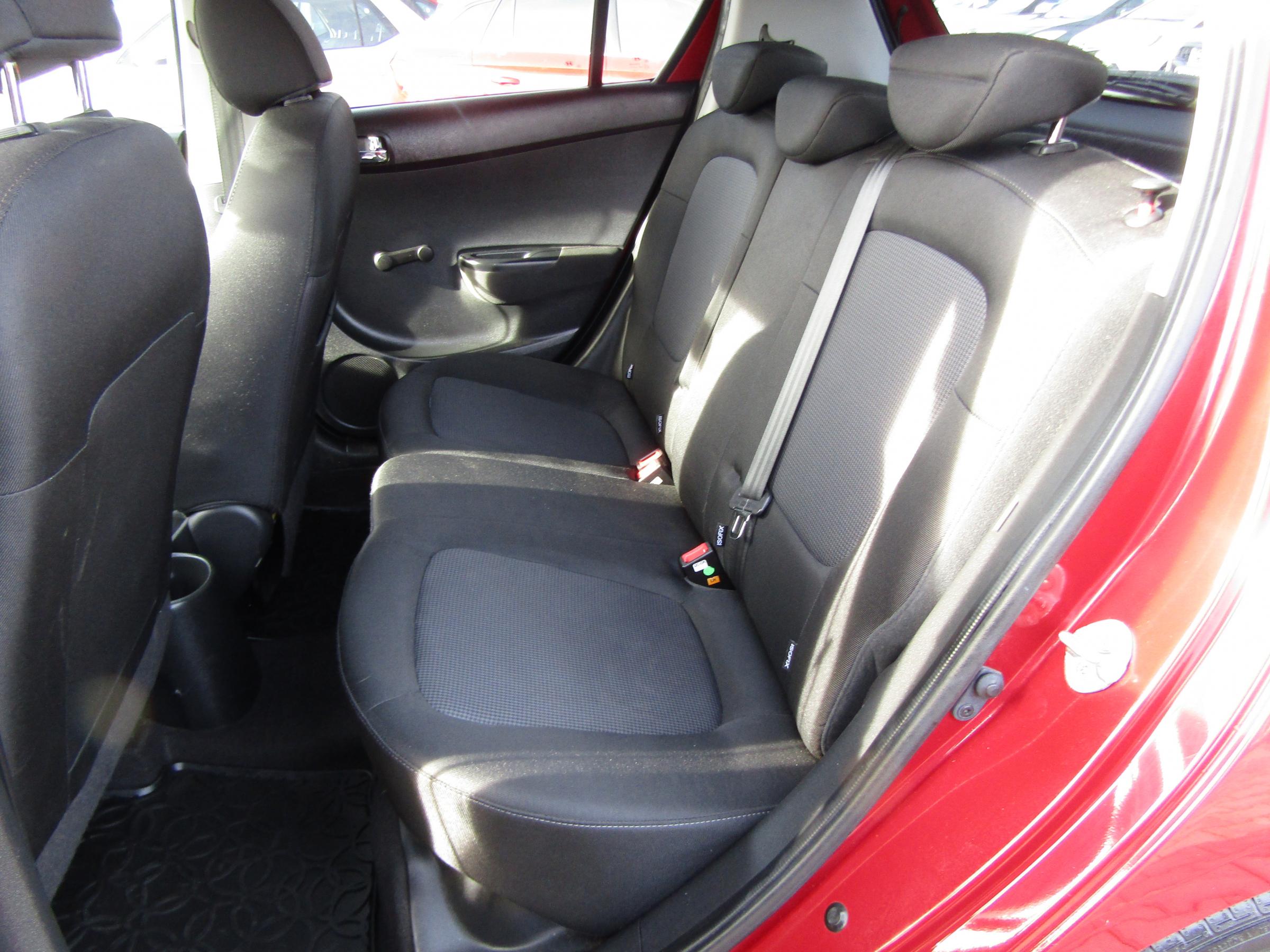 Hyundai i20, 2014 - pohled č. 10