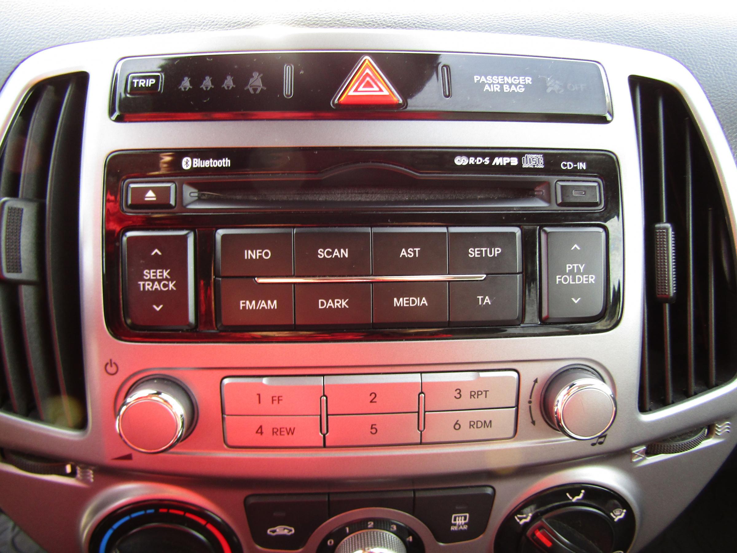 Hyundai i20, 2014 - pohled č. 16