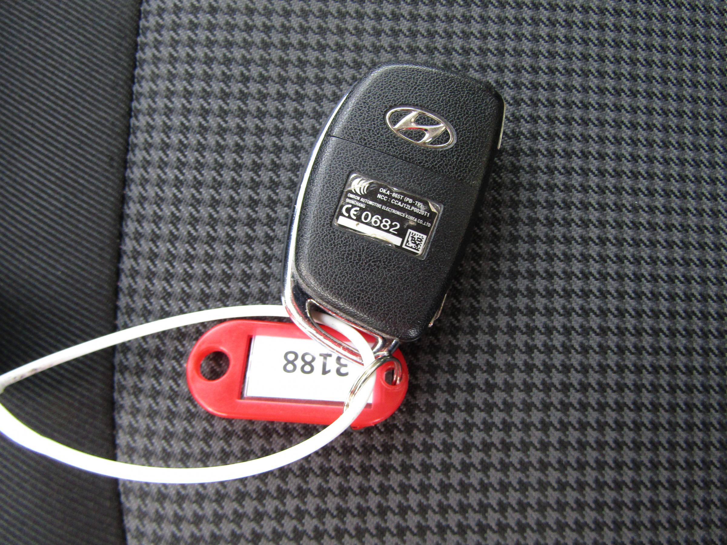 Hyundai i20, 2014 - pohled č. 21