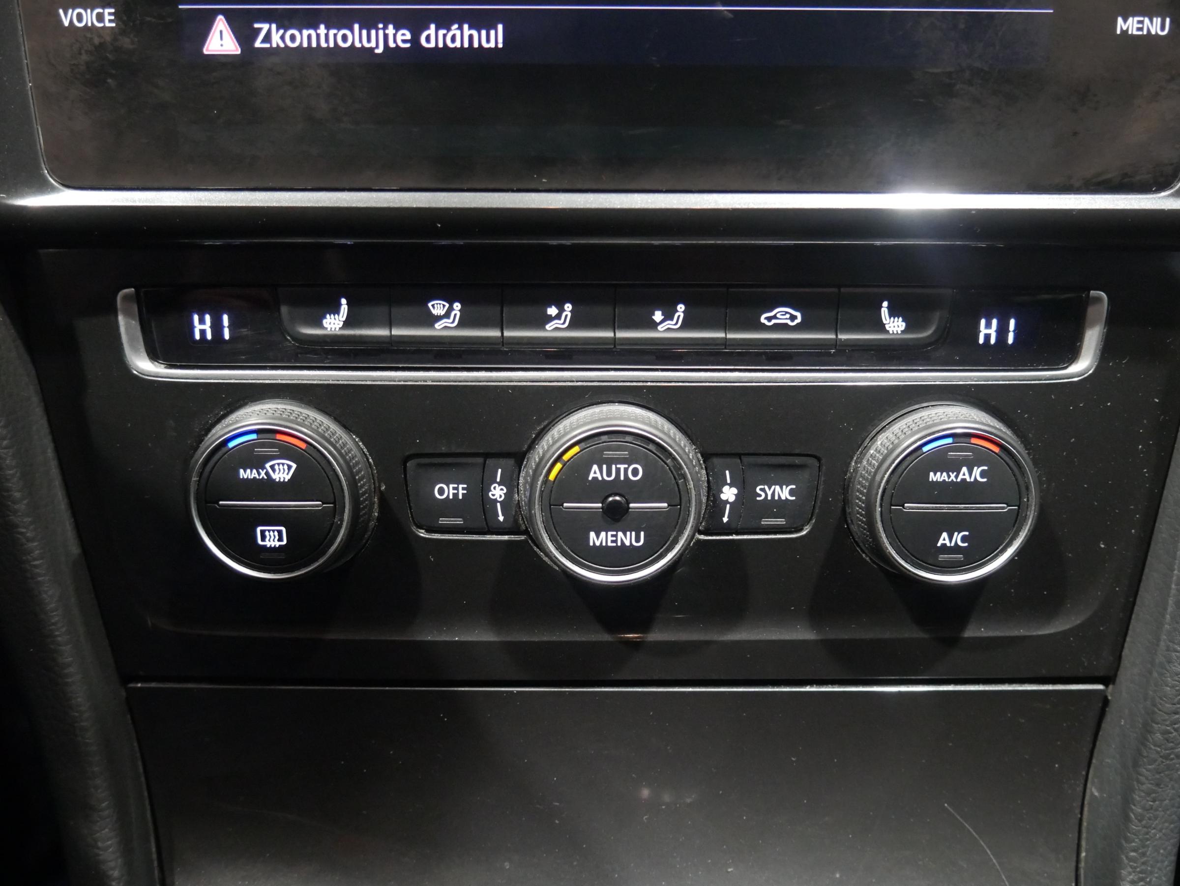 Volkswagen Golf, 2017 - pohled č. 17