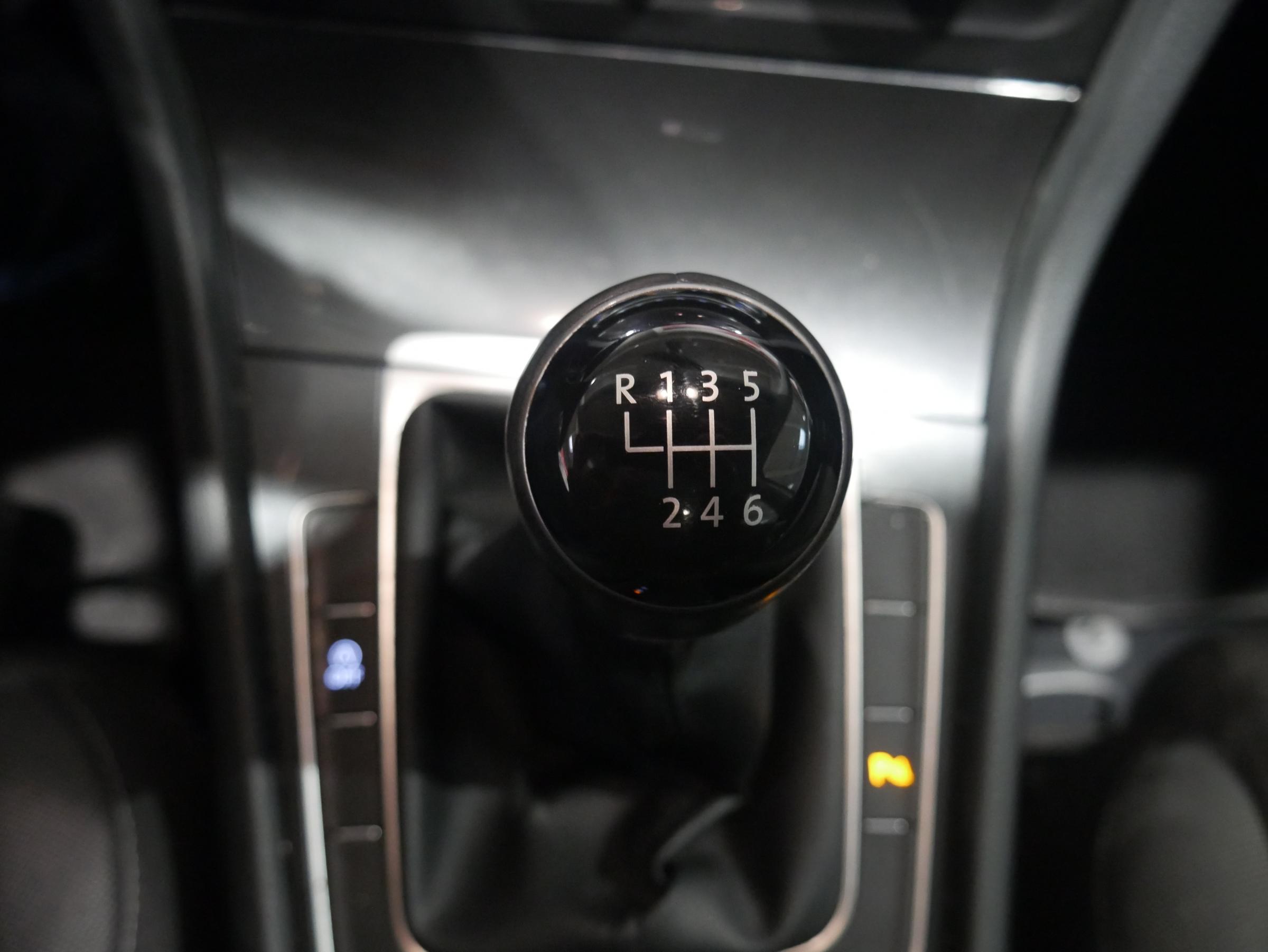 Volkswagen Golf, 2017 - pohled č. 18