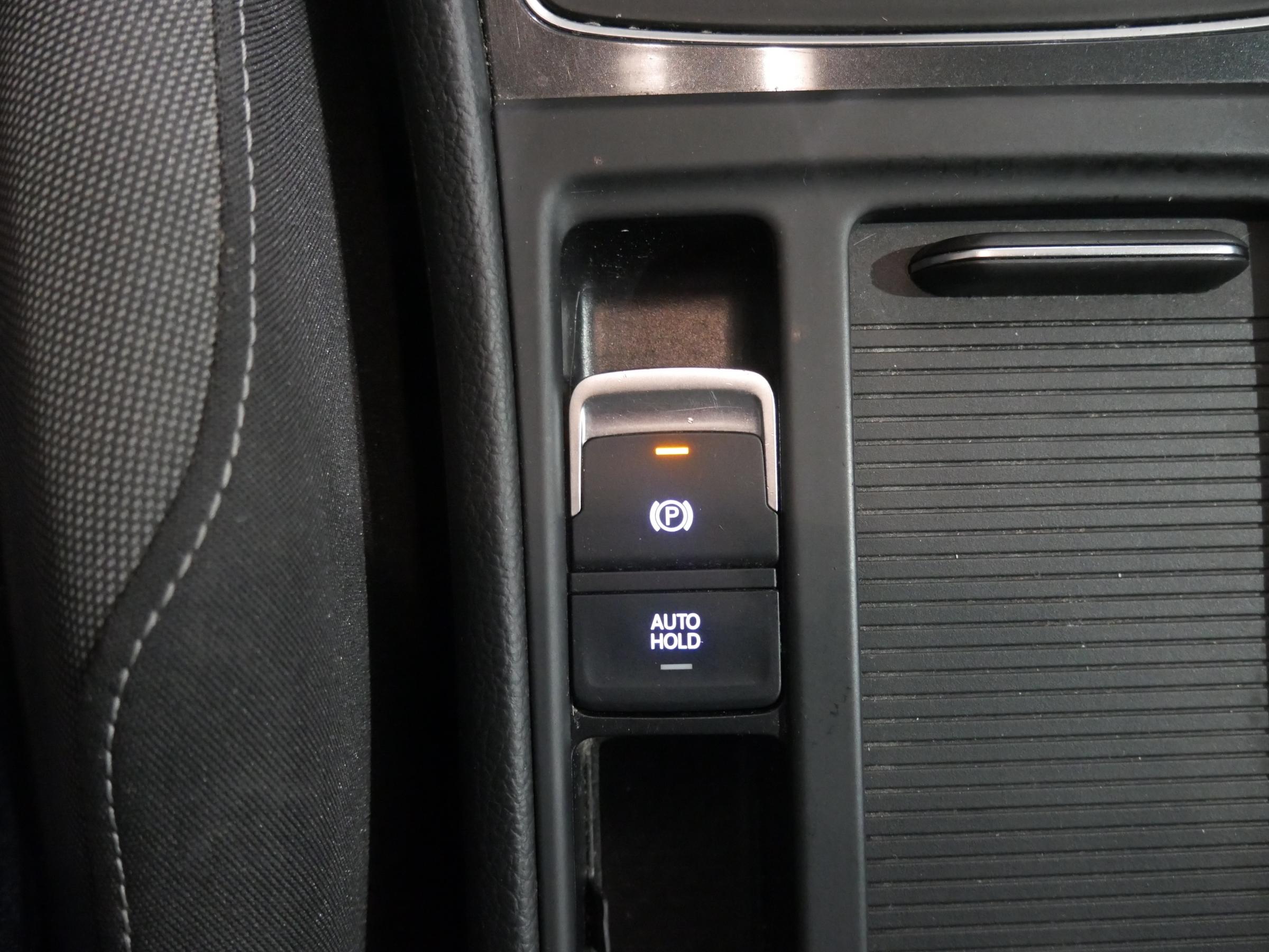 Volkswagen Golf, 2017 - pohled č. 19