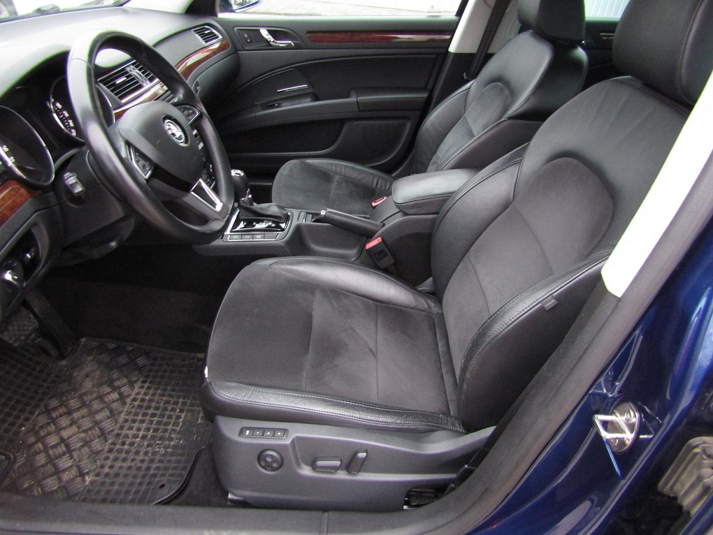 Škoda Superb II 2.0 TDi Elegance 4x4