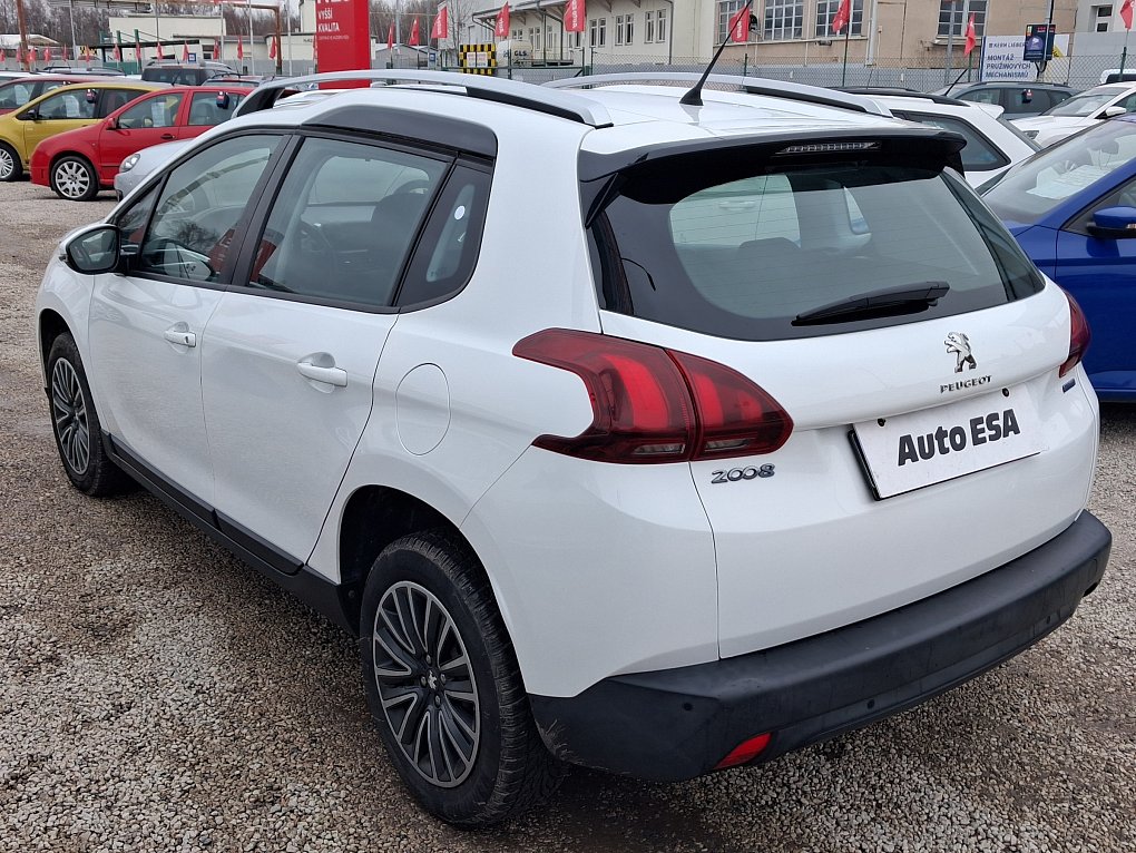 Peugeot 2008 1.2PT 