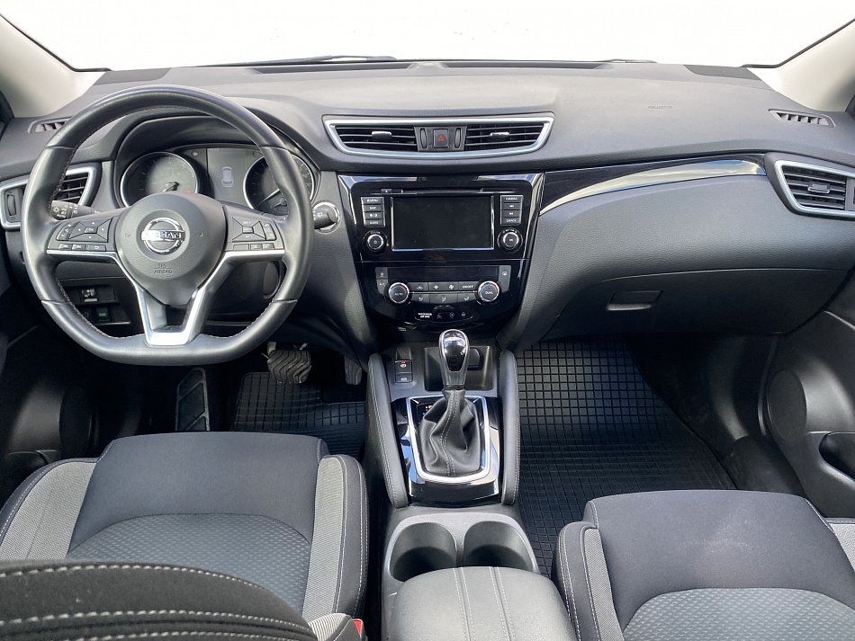 Nissan Qashqai 1.3 DiG-T N-Connecta