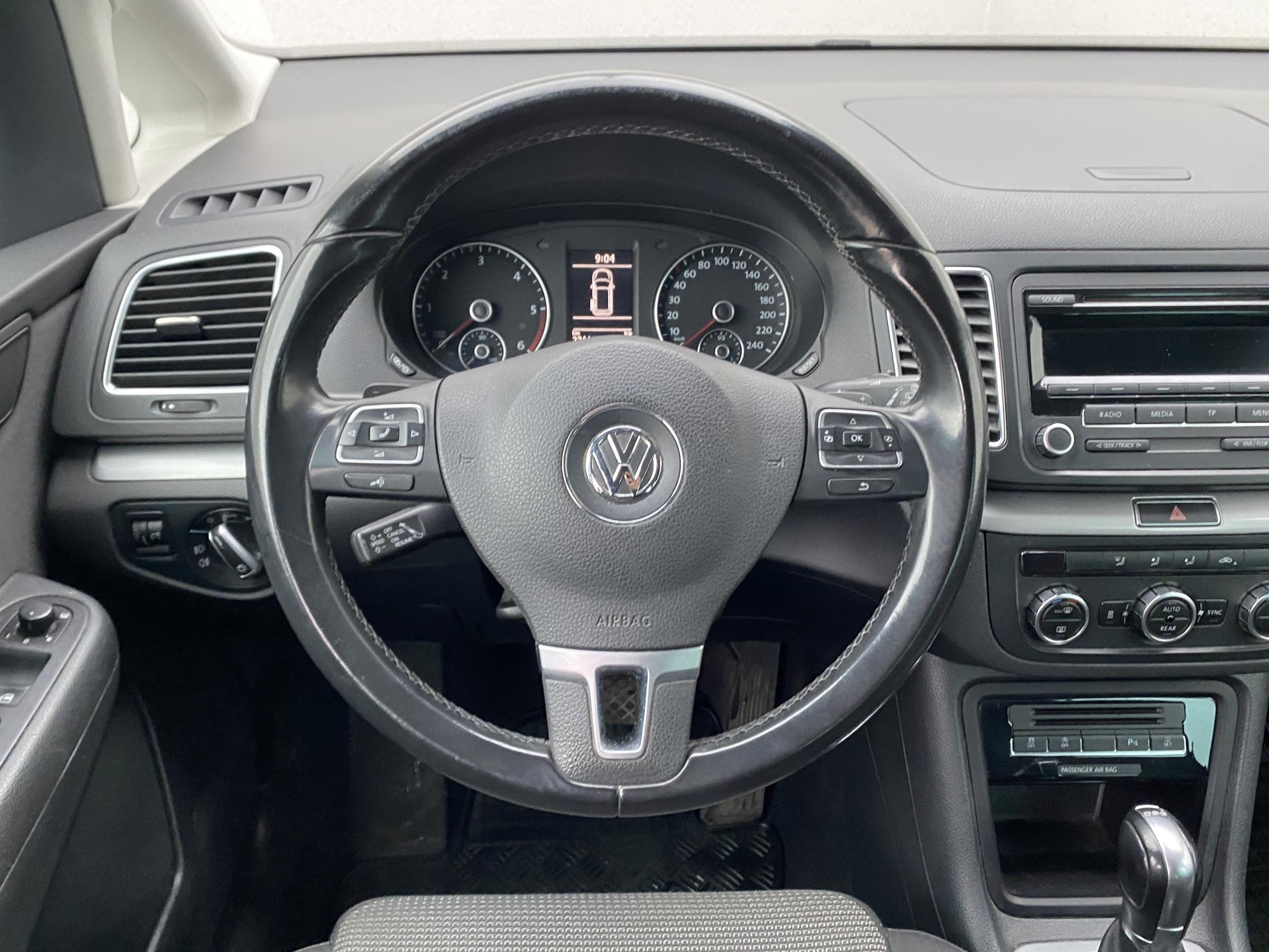 Volkswagen Sharan, 2015 - pohled č. 11