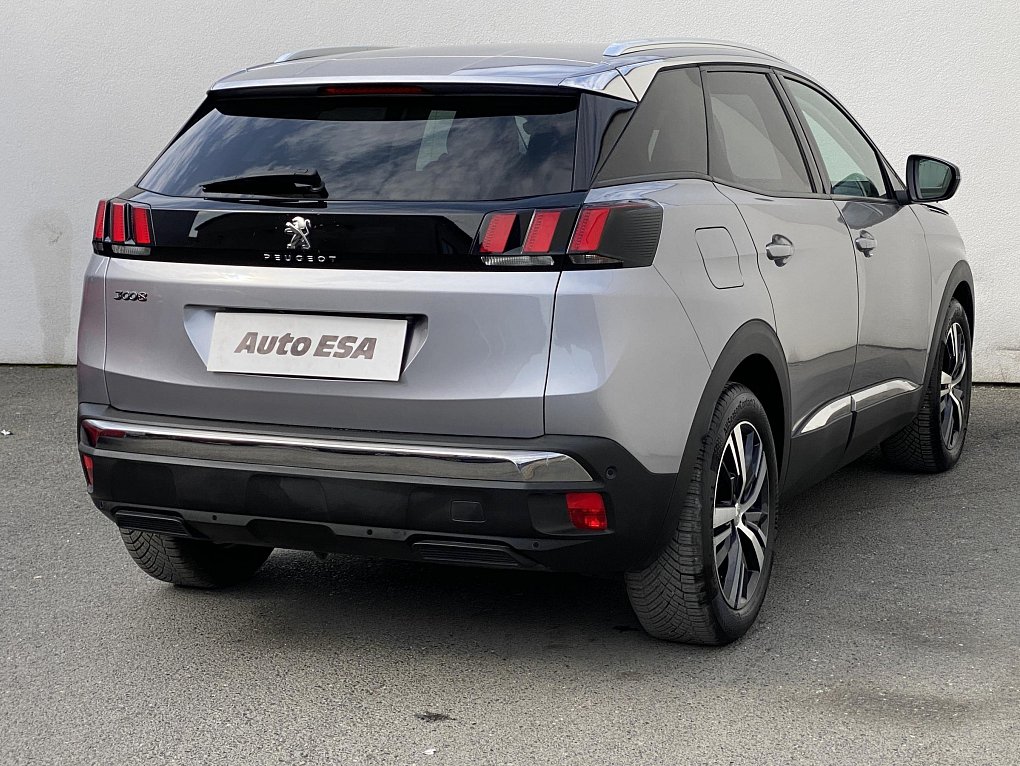 Peugeot 3008 1.2PT Allure