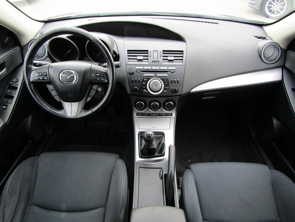 Mazda 3 1.6 i 