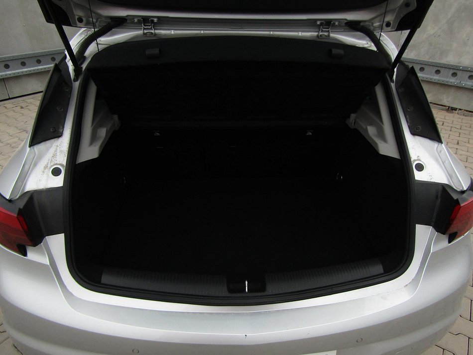 Opel Astra 1.4 T 
