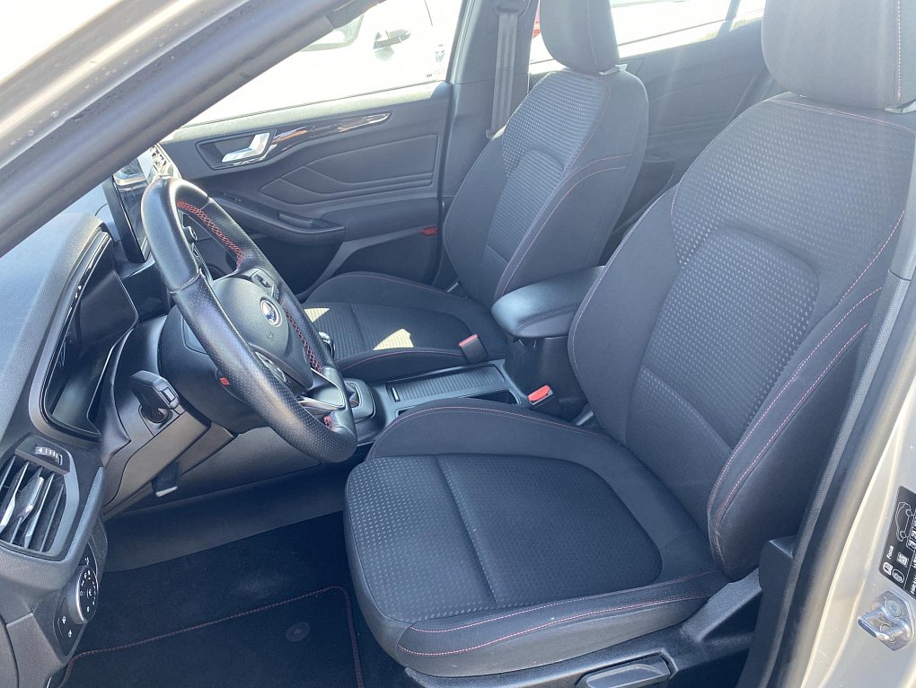 Ford Focus 1.0EB ST-Line