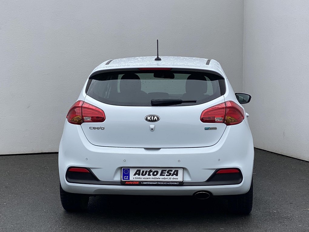 Kia Ceed 1.6 GDi TOP