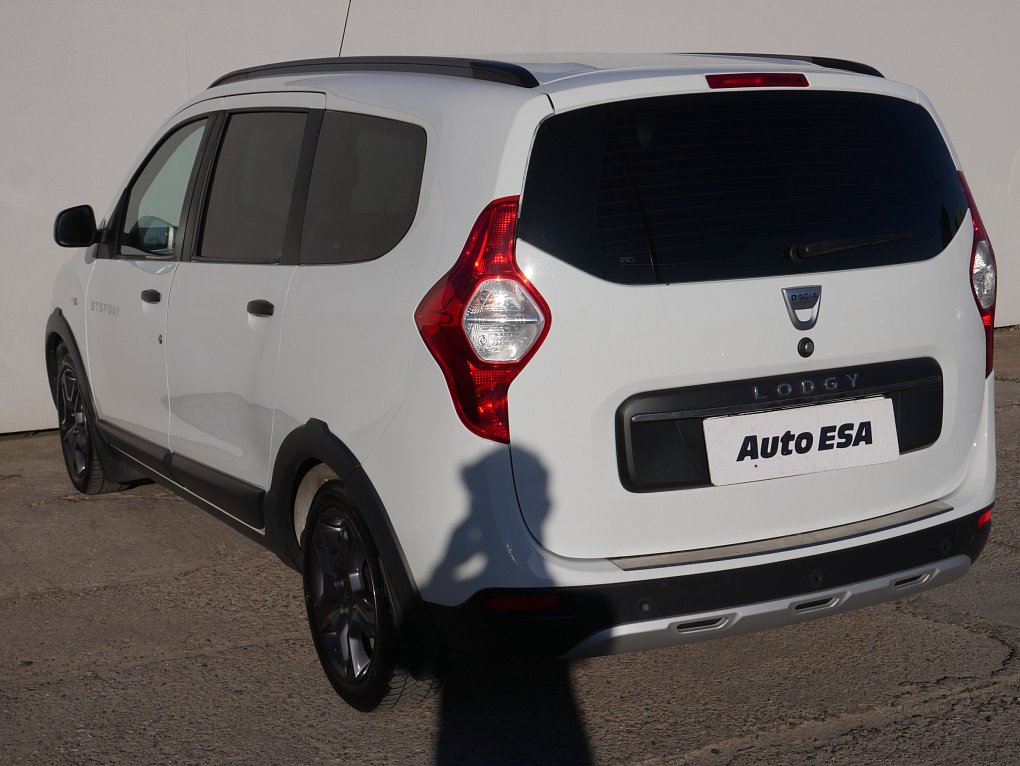 Dacia Lodgy 1.6i Stepway