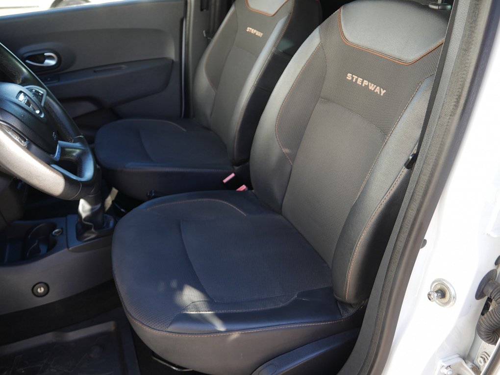 Dacia Lodgy 1.6i Stepway