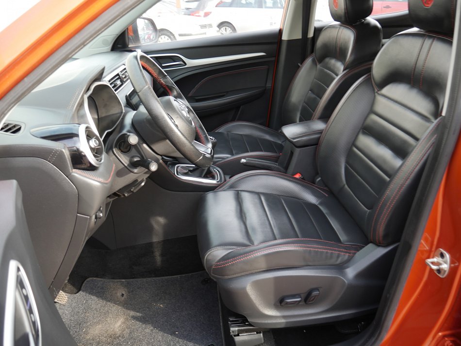 MG ZS 1.5 DVVT Luxury