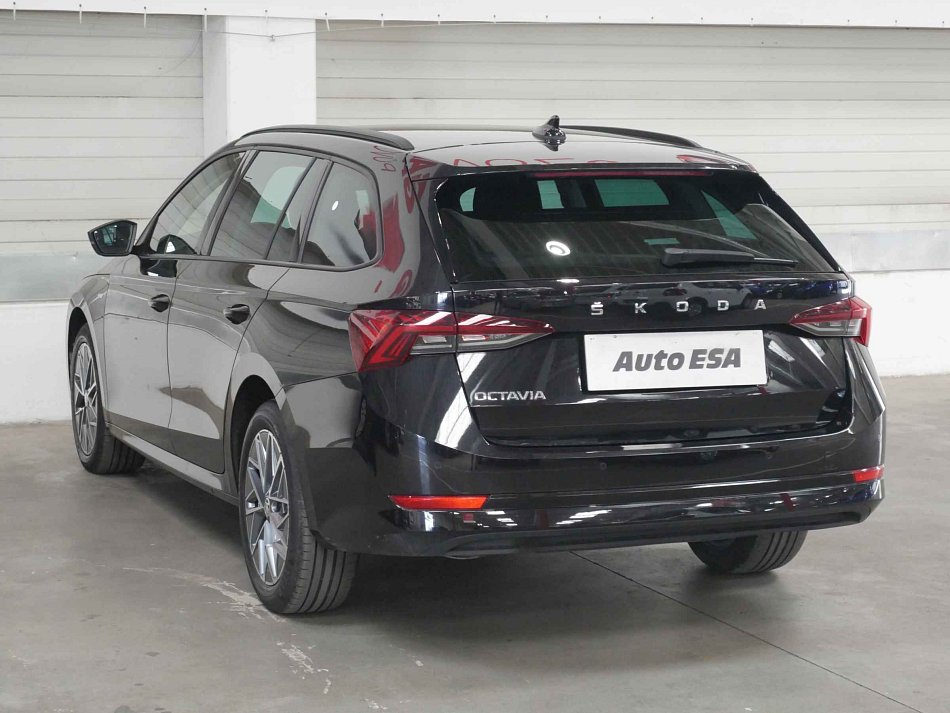 Škoda Octavia IV 2.0 TDi Tour