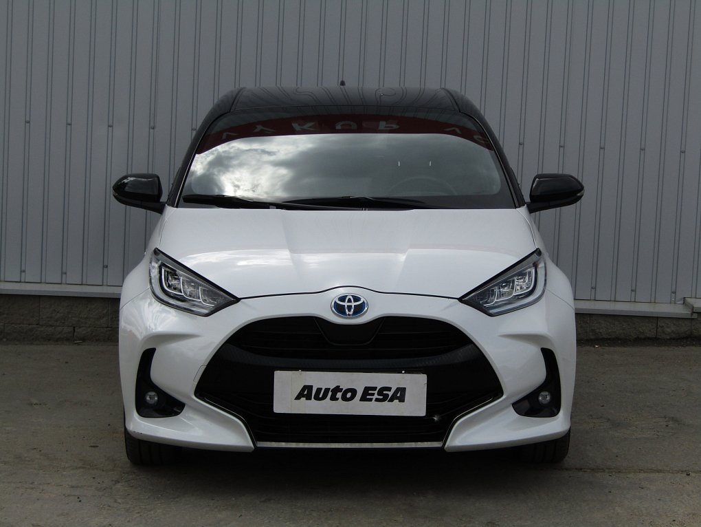 Toyota Yaris 1.5 e-CVT Style