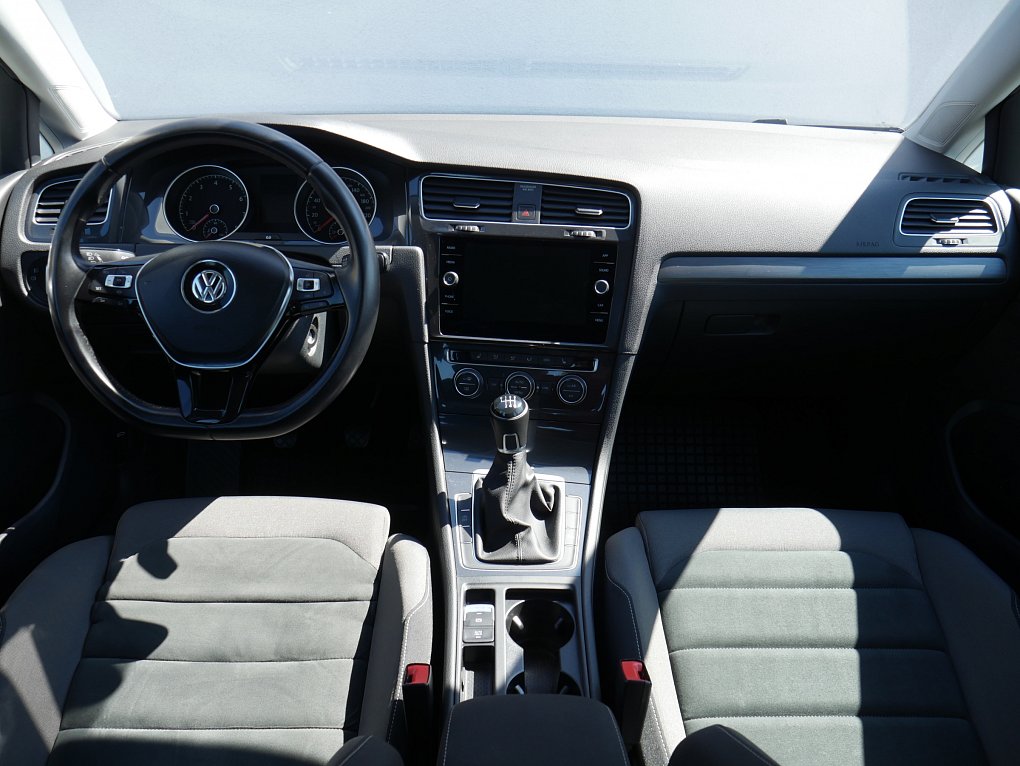 Volkswagen Golf 1.5TSi 