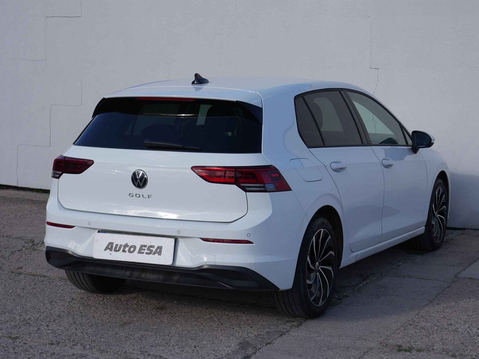 Volkswagen Golf 1.5 TSi 