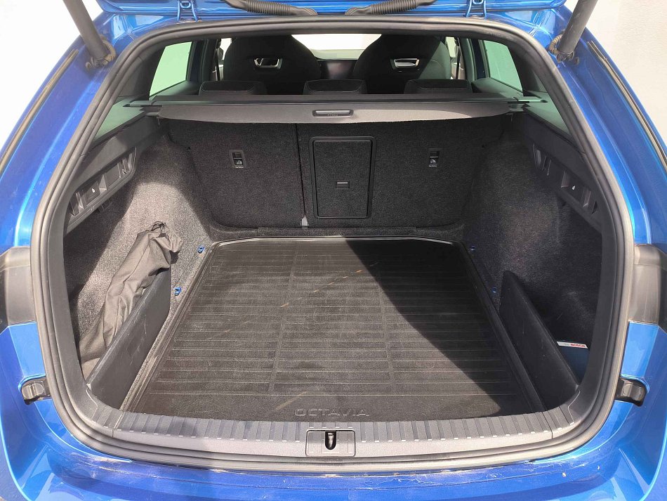 Škoda Octavia IV 2.0 TDi Style