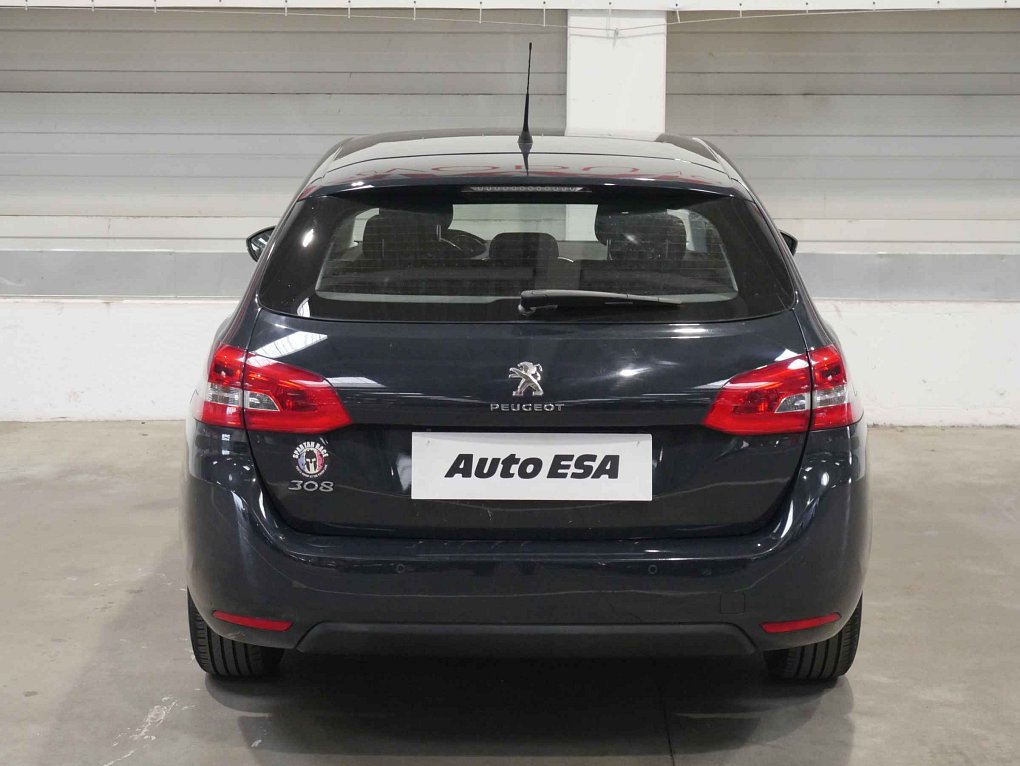 Peugeot 308 1.2PT 