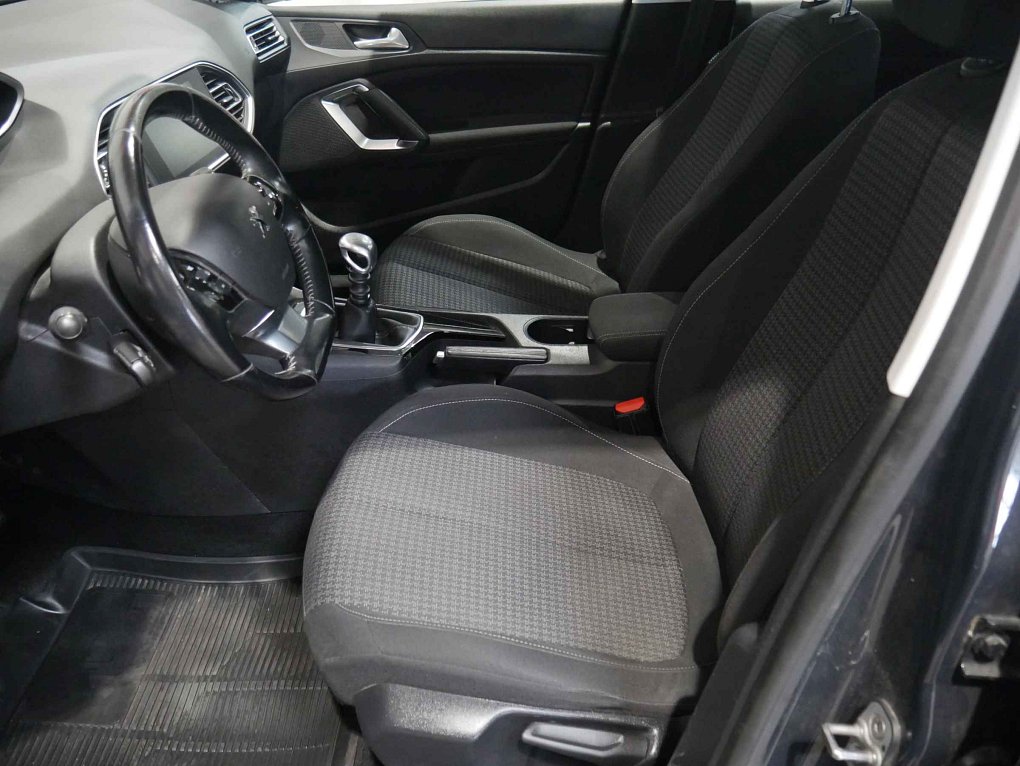 Peugeot 308 1.2PT 