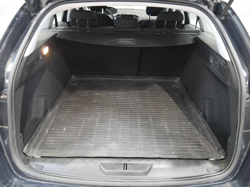 Peugeot 308 1.2PT 