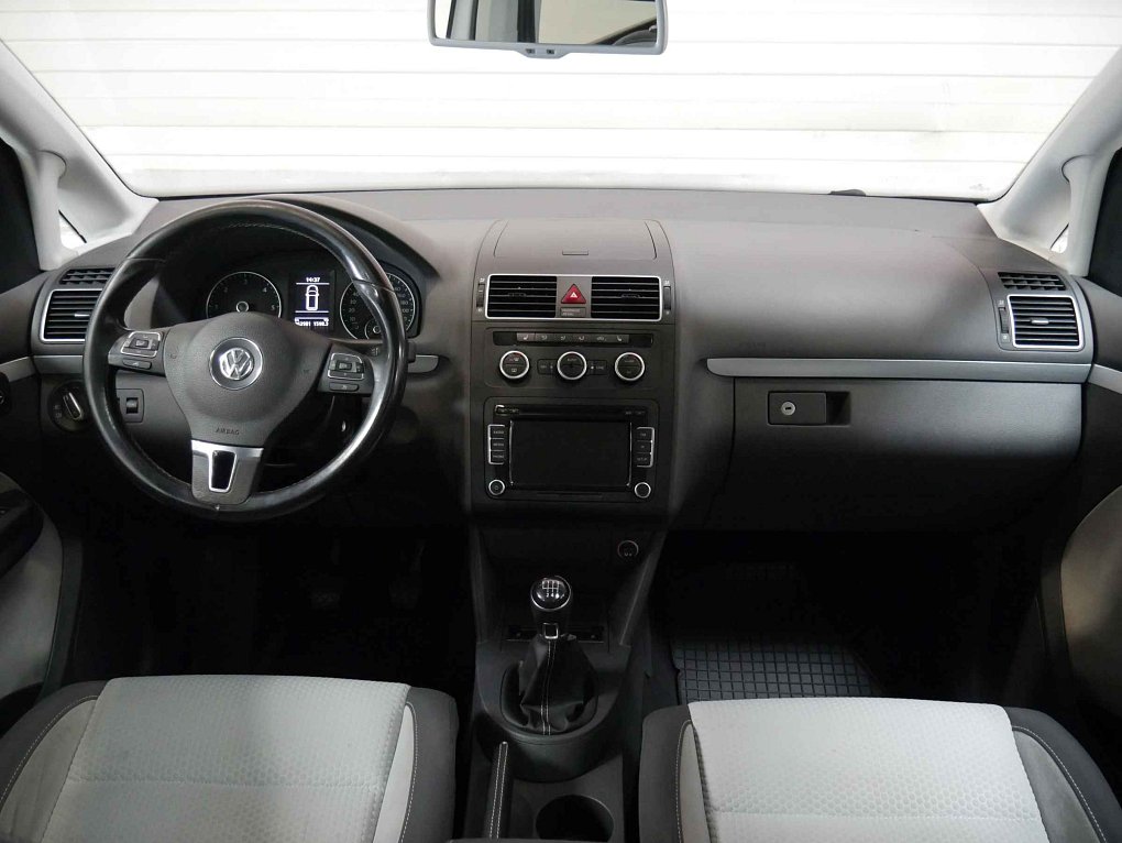 Volkswagen Touran 1.6 TDi 