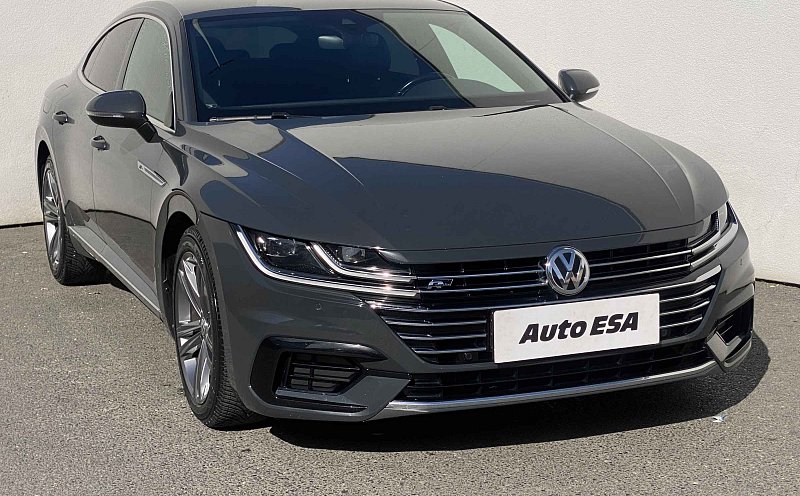 Volkswagen Arteon 2.0TSi R-Line