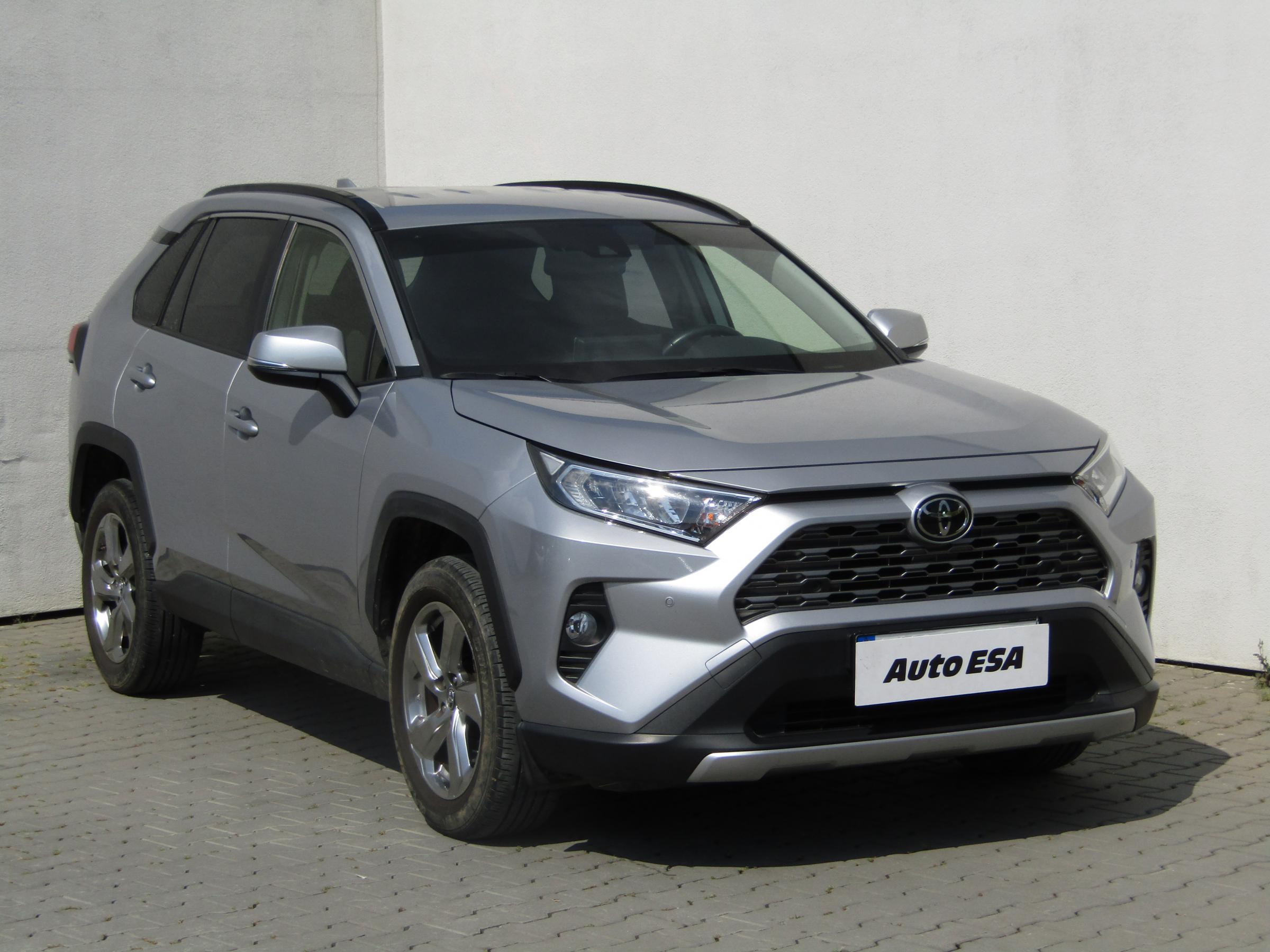 Toyota RAV4, 2019 - celkový pohled