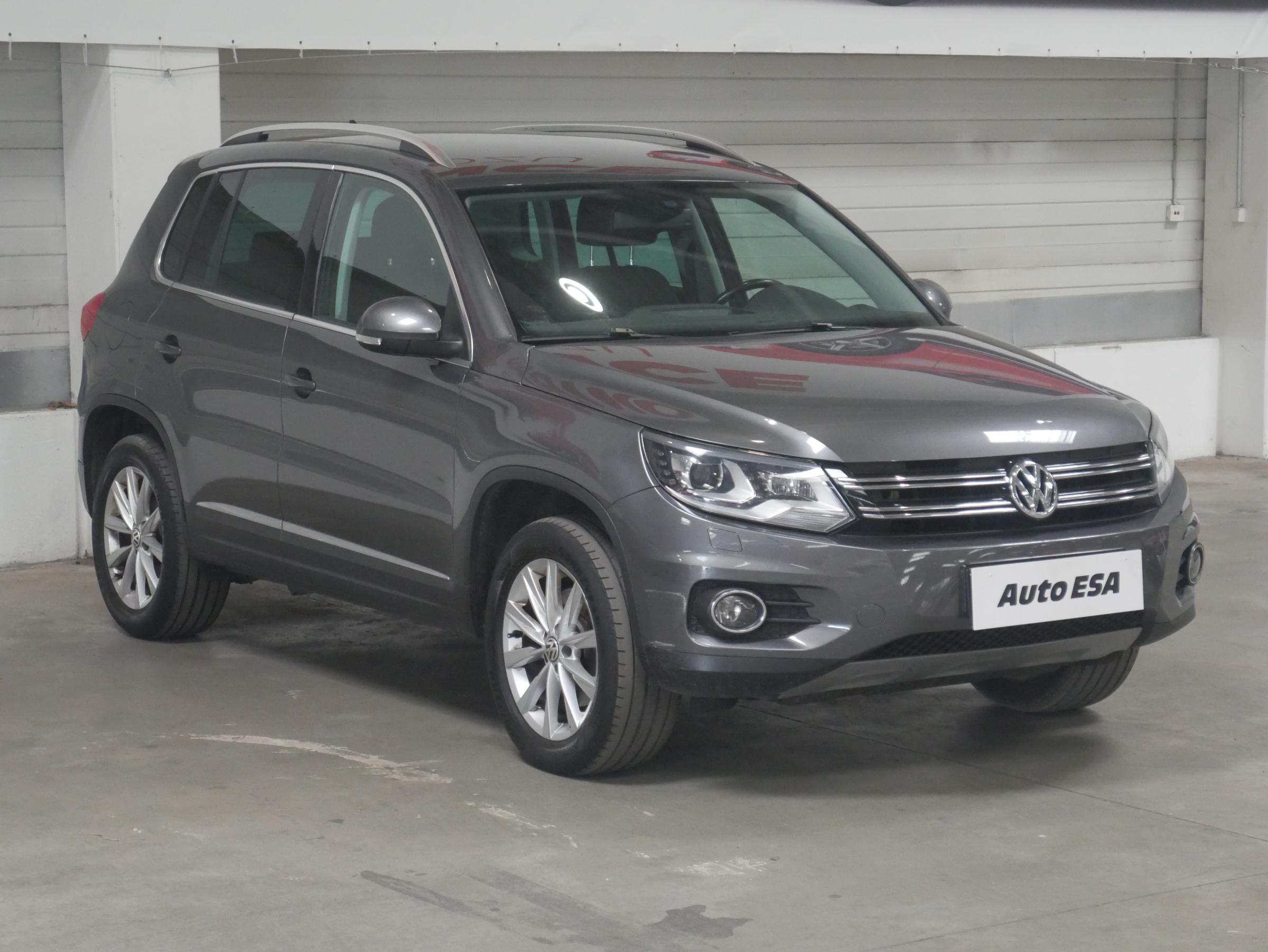 Volkswagen Tiguan, 2012 - celkový pohled