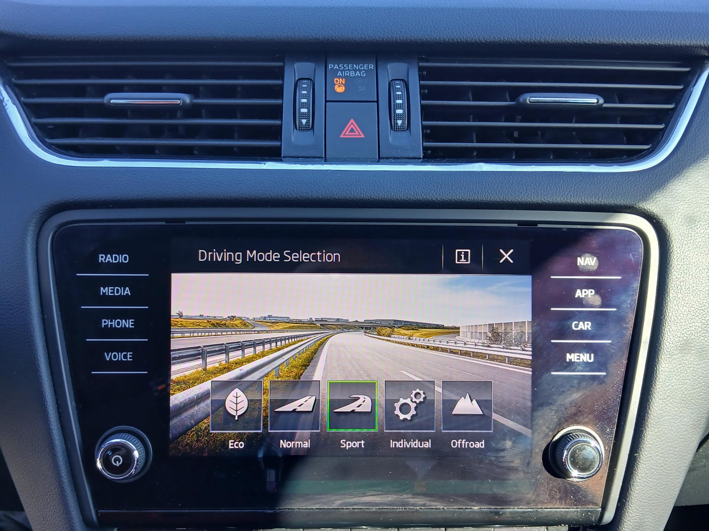 Škoda Octavia III, 2018 - pohled č. 18