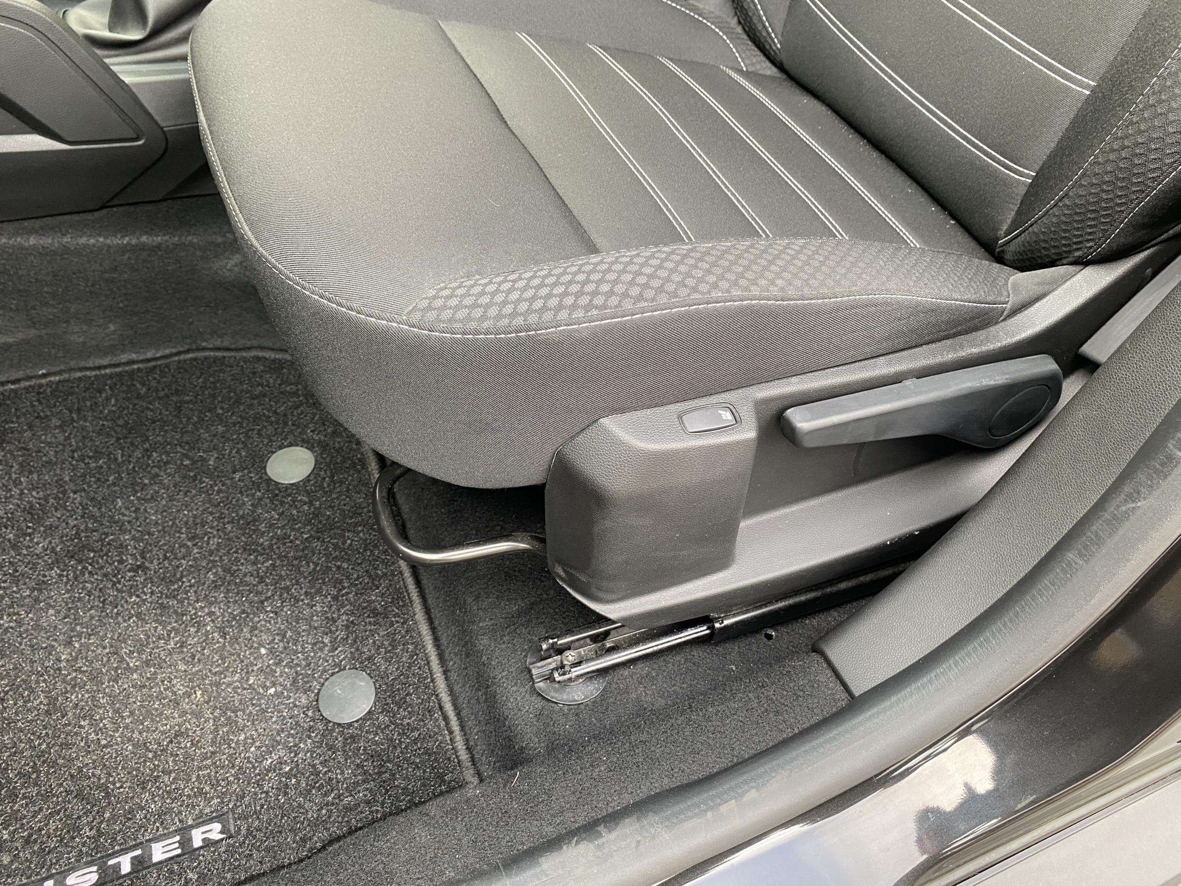 Dacia Duster, 2021 - pohled č. 18