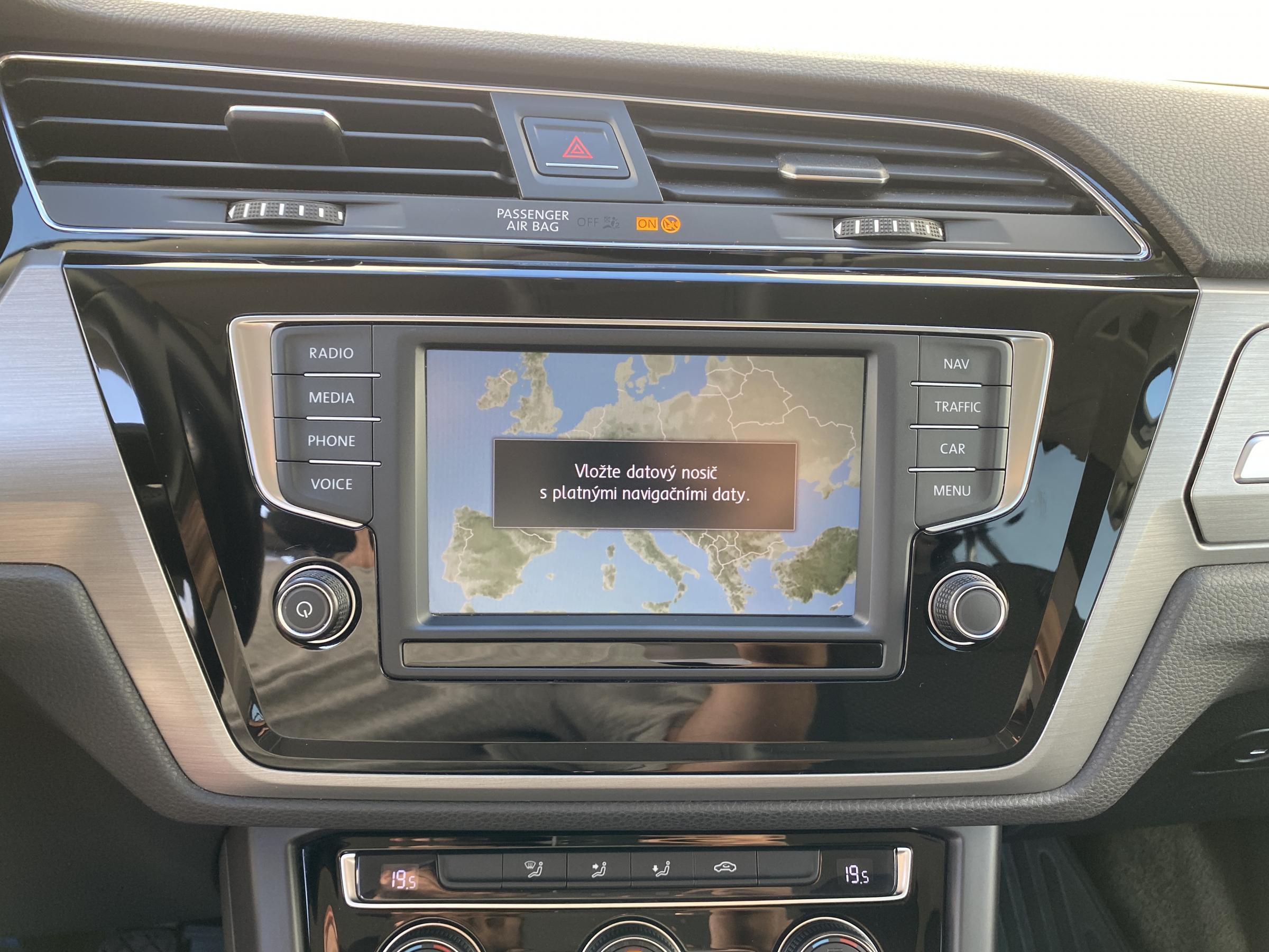 Volkswagen Touran, 2016 - pohled č. 11