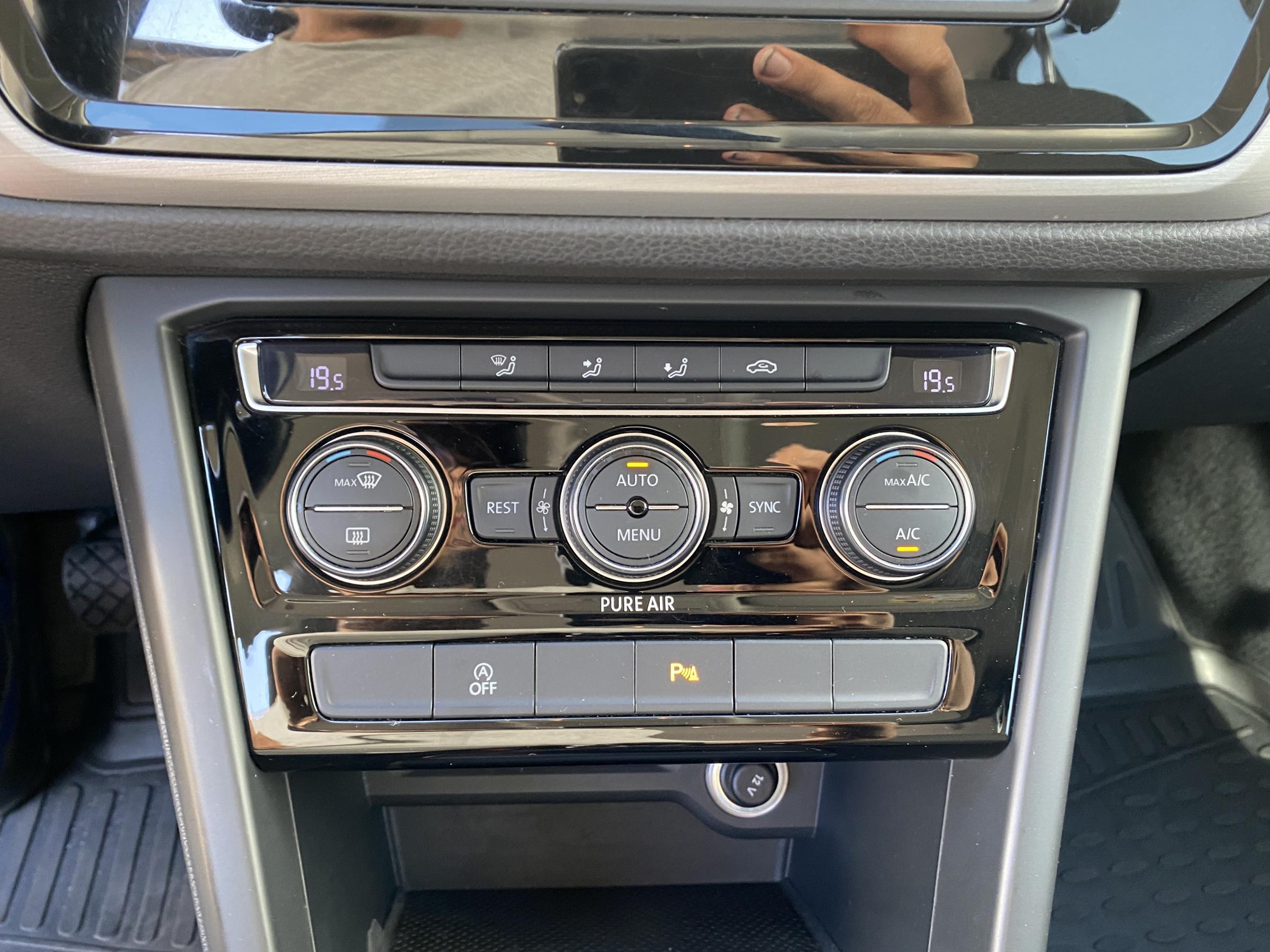 Volkswagen Touran, 2016 - pohled č. 13