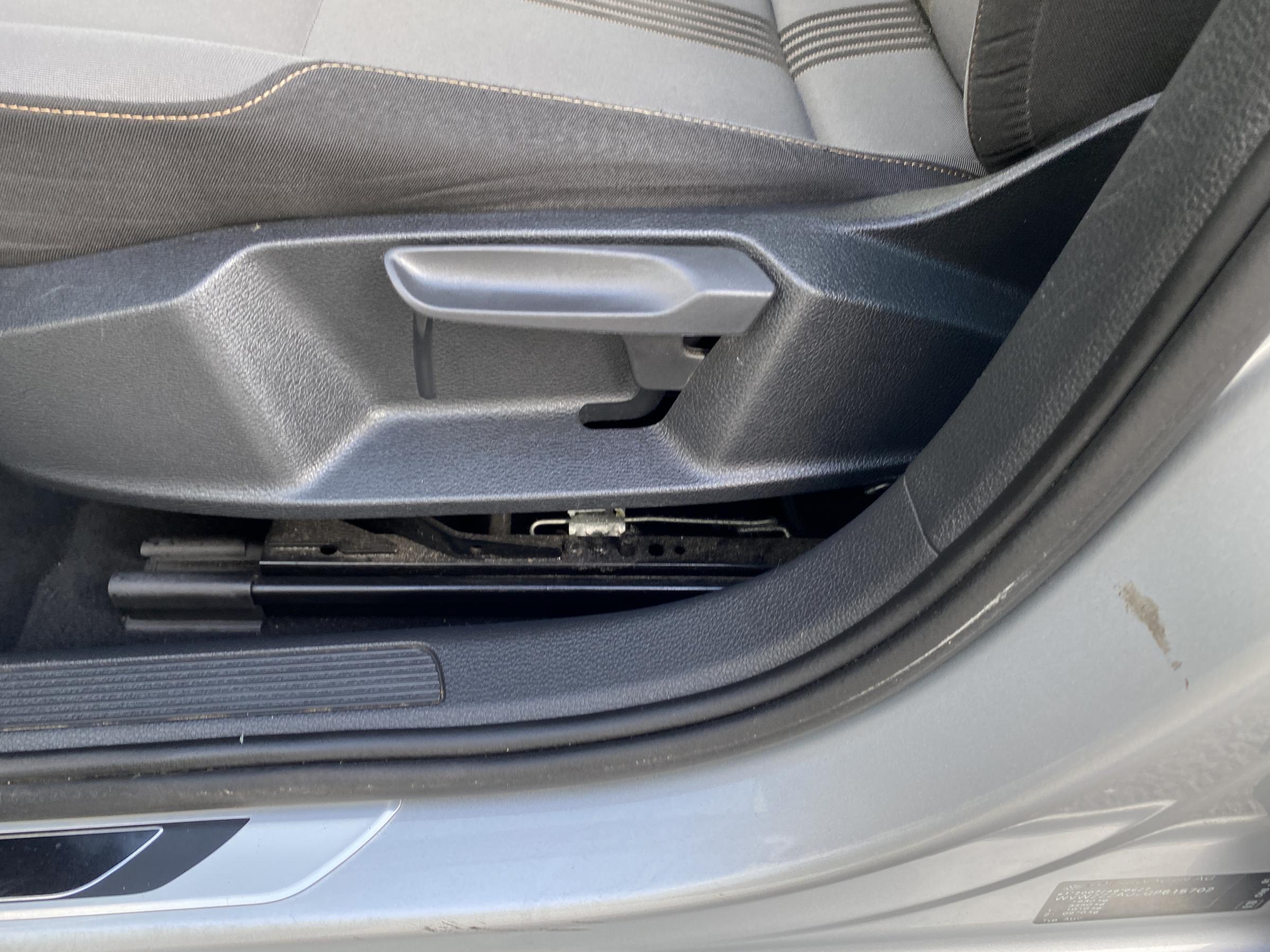 Volkswagen Golf, 2016 - pohled č. 15