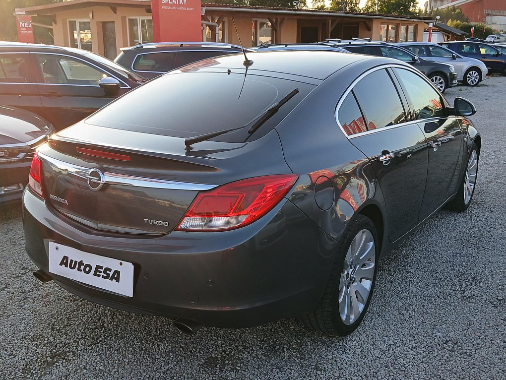 Opel Insignia 1.6T 