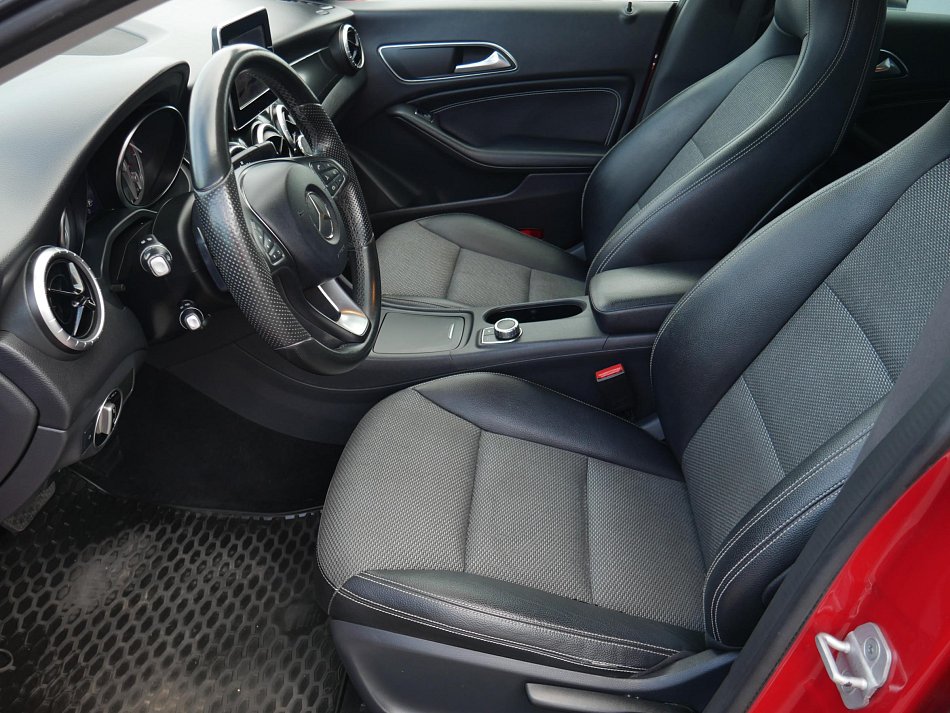 Mercedes-Benz CLA 2.2CDi  200